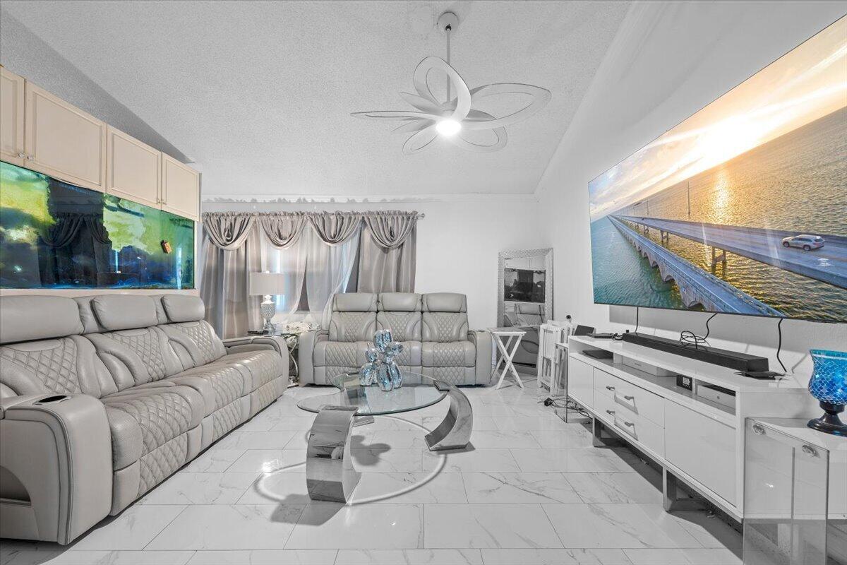 11650 NW 39TH, Sunrise FL 33323