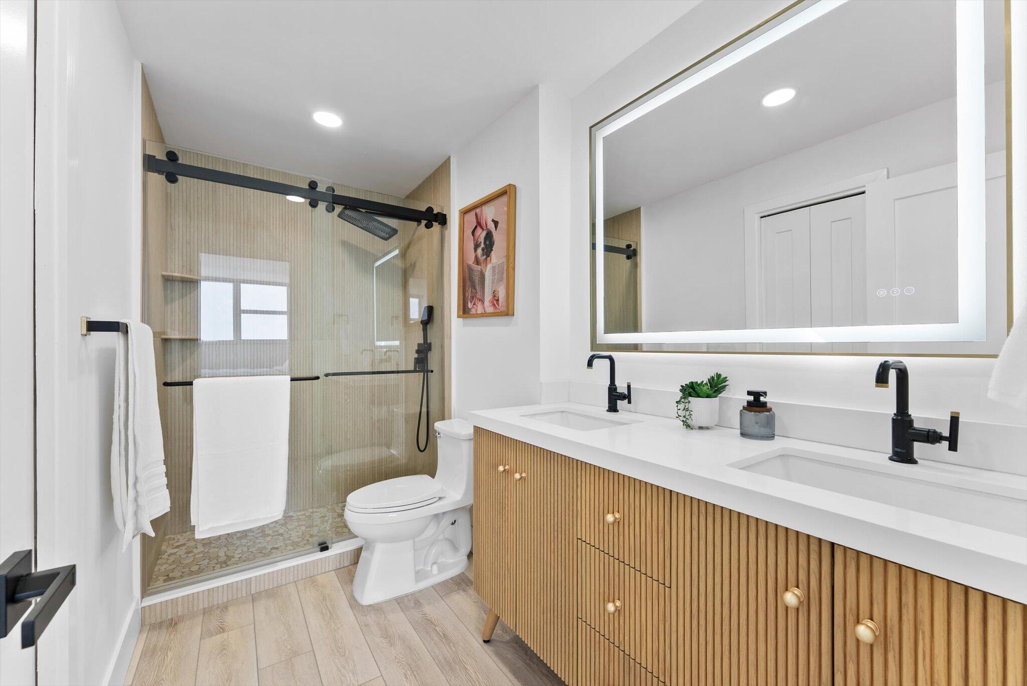 1237 HILLSBORO MILE #604, Hillsboro Beach FL 33062