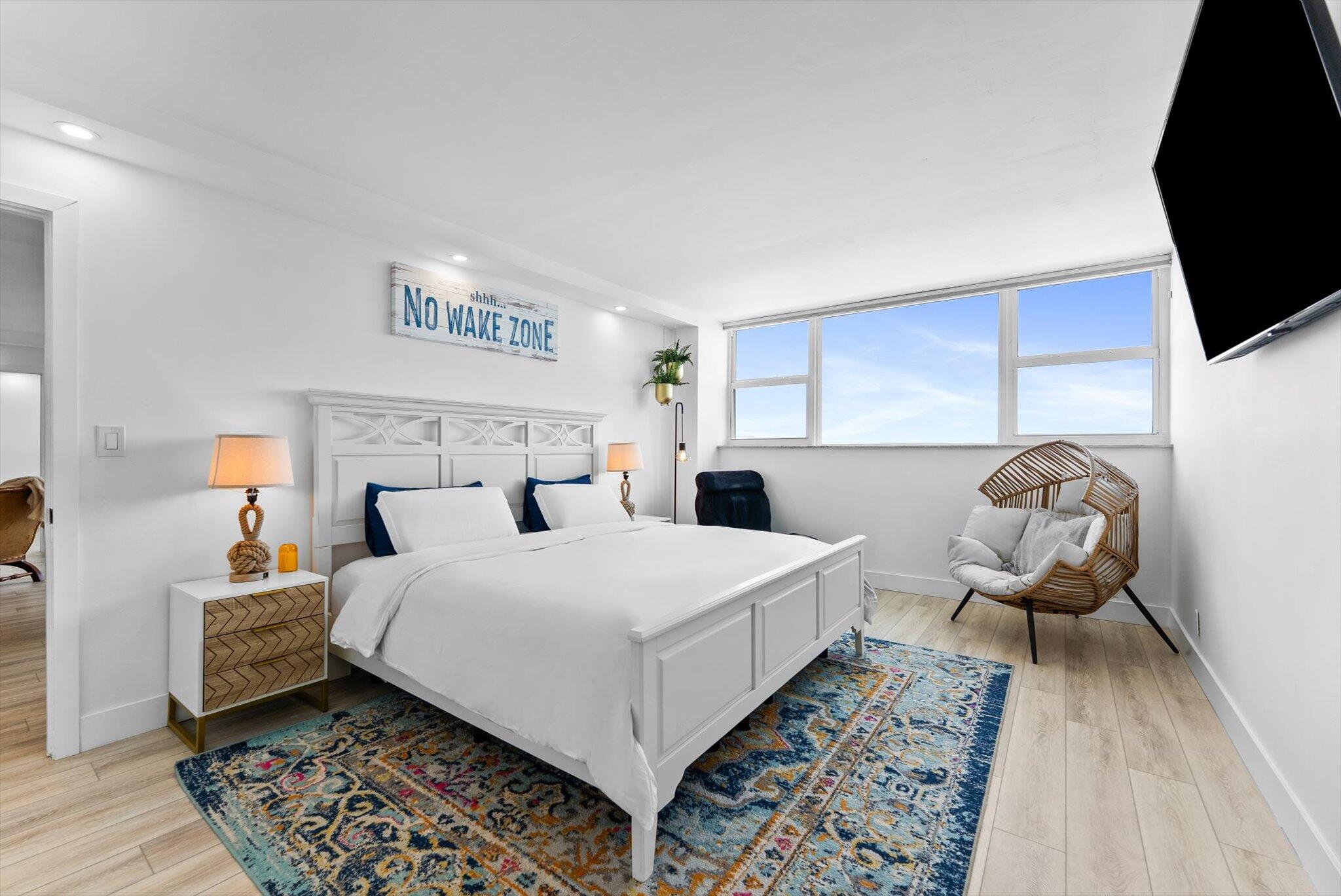 1237 HILLSBORO MILE #604, Hillsboro Beach FL 33062