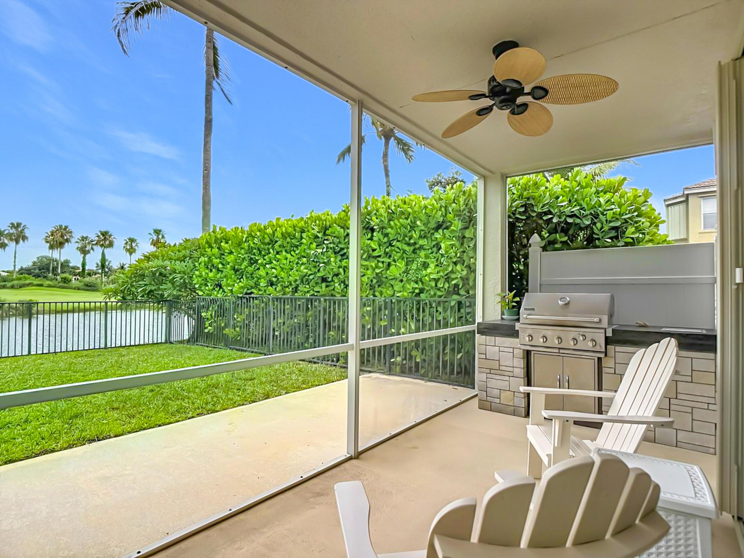 1154 OAKWATER, Royal Palm Beach FL 33411