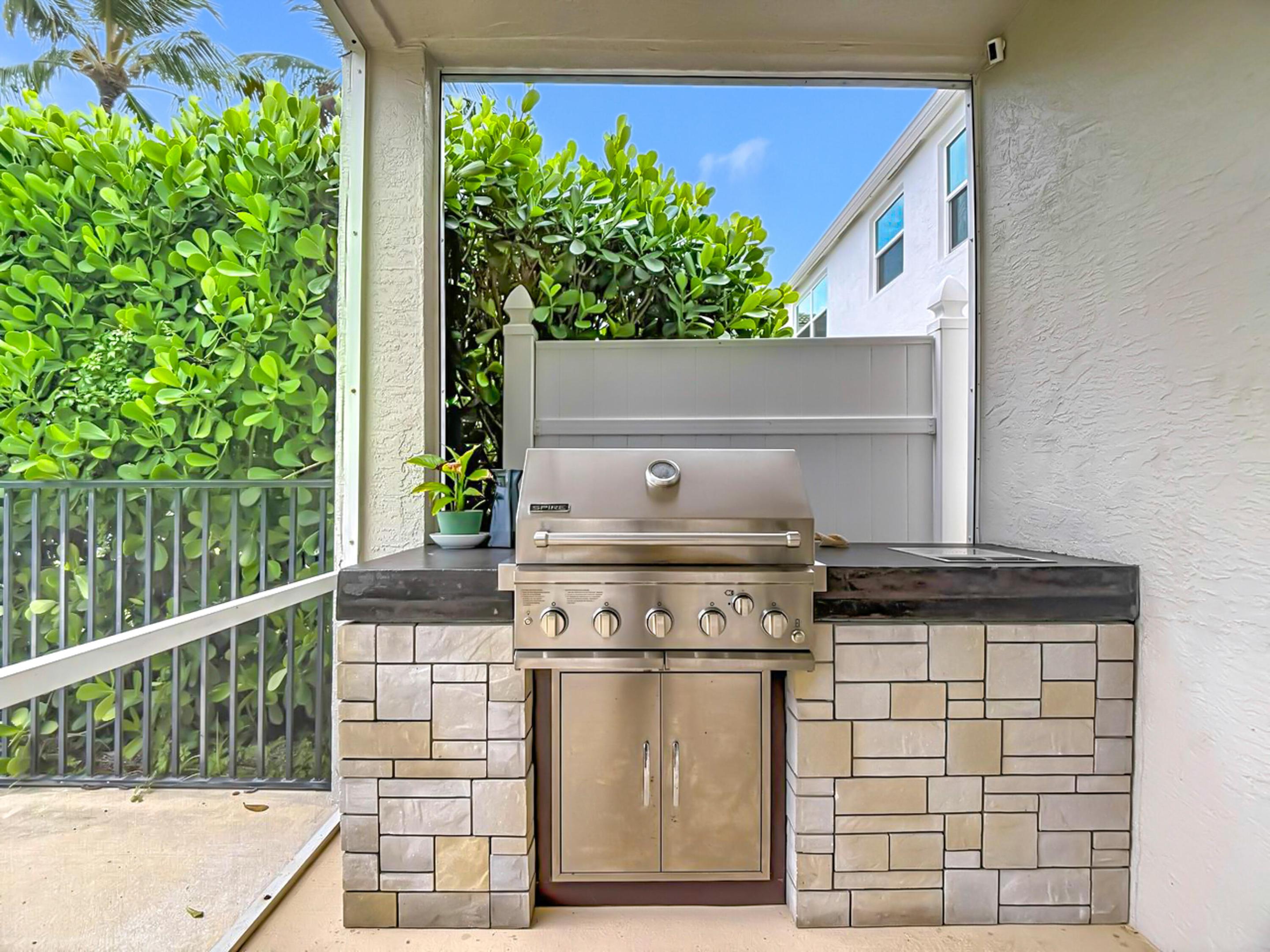 1154 OAKWATER, Royal Palm Beach FL 33411