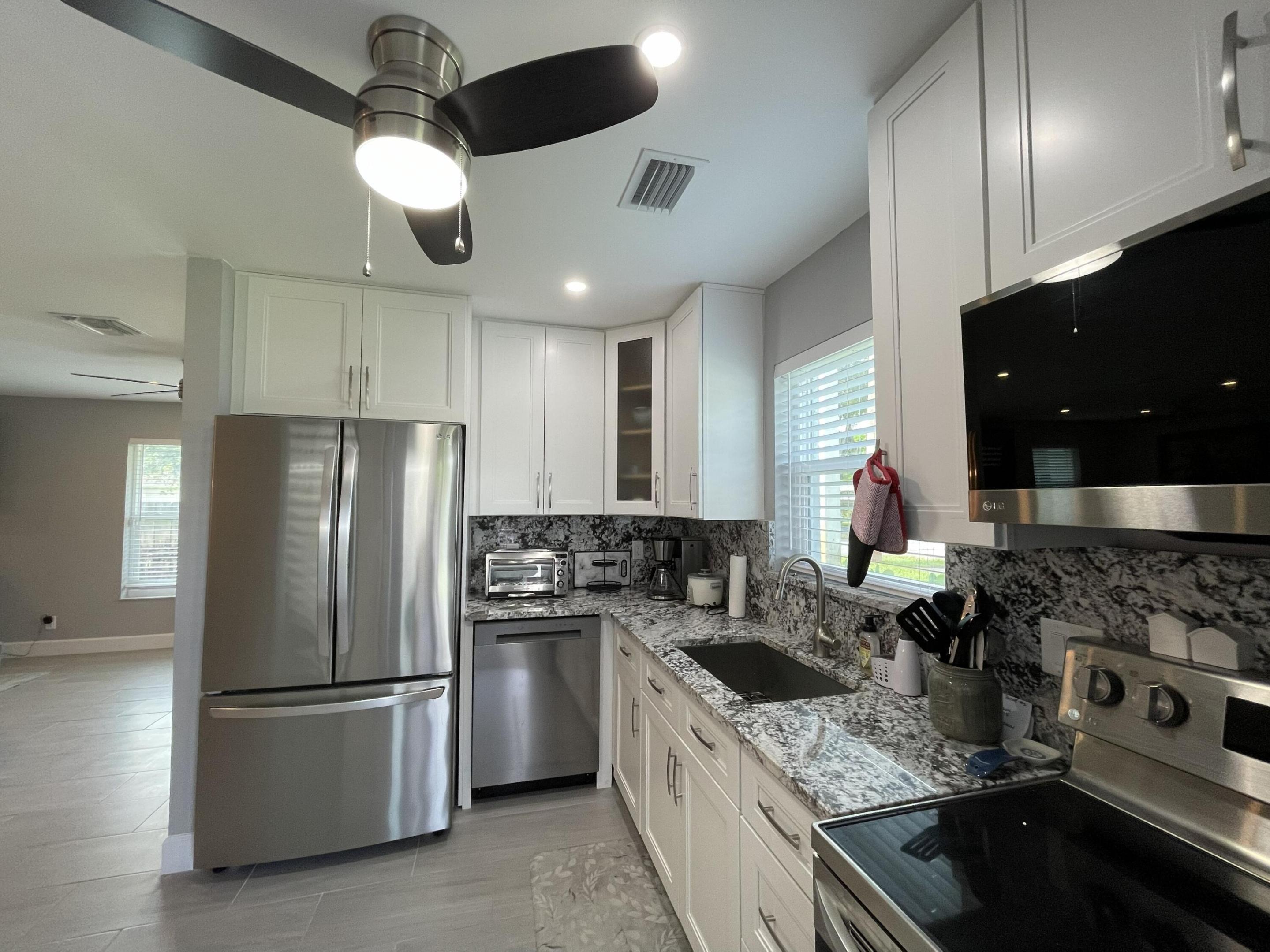 222 SE 3RD, Boynton Beach FL 33435