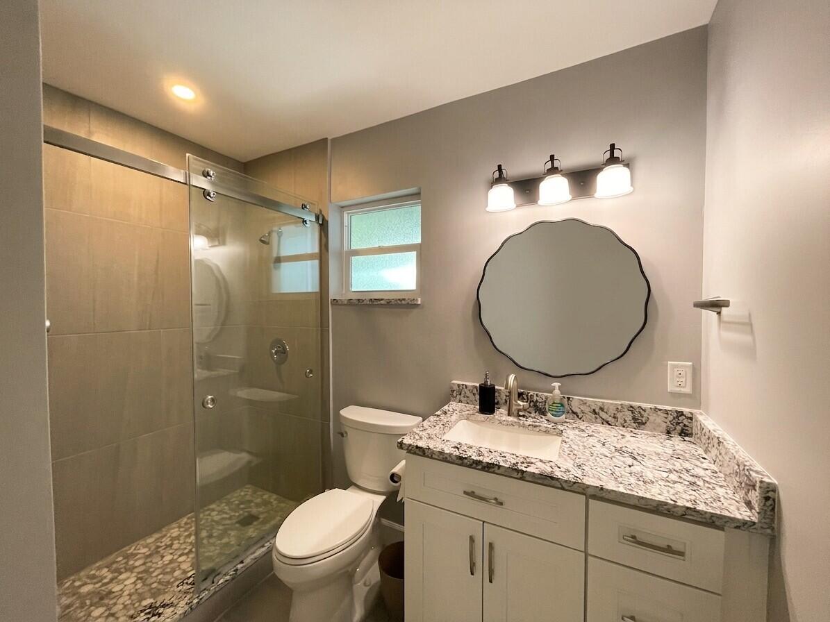222 SE 3RD, Boynton Beach FL 33435