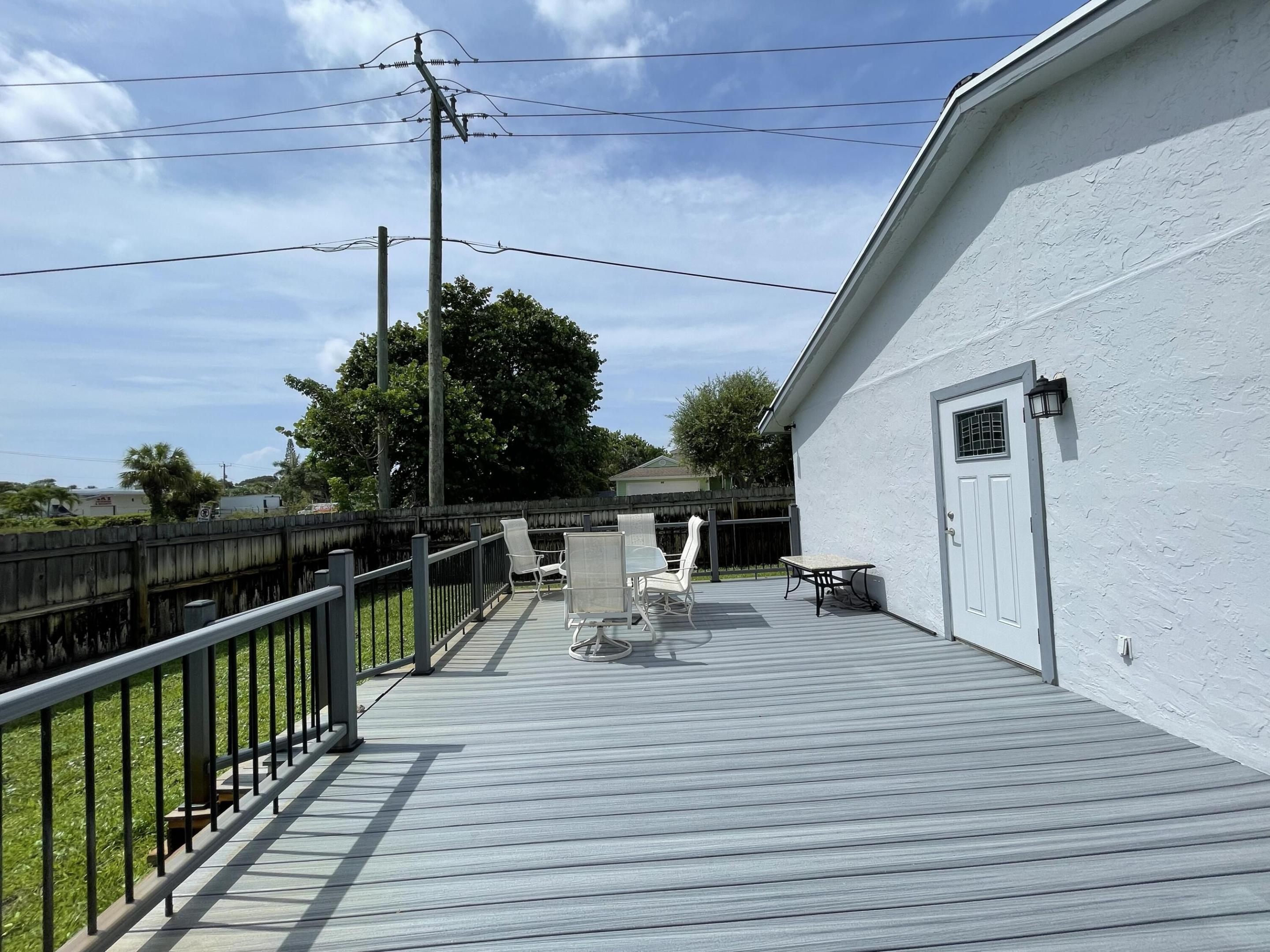 222 SE 3RD, Boynton Beach FL 33435