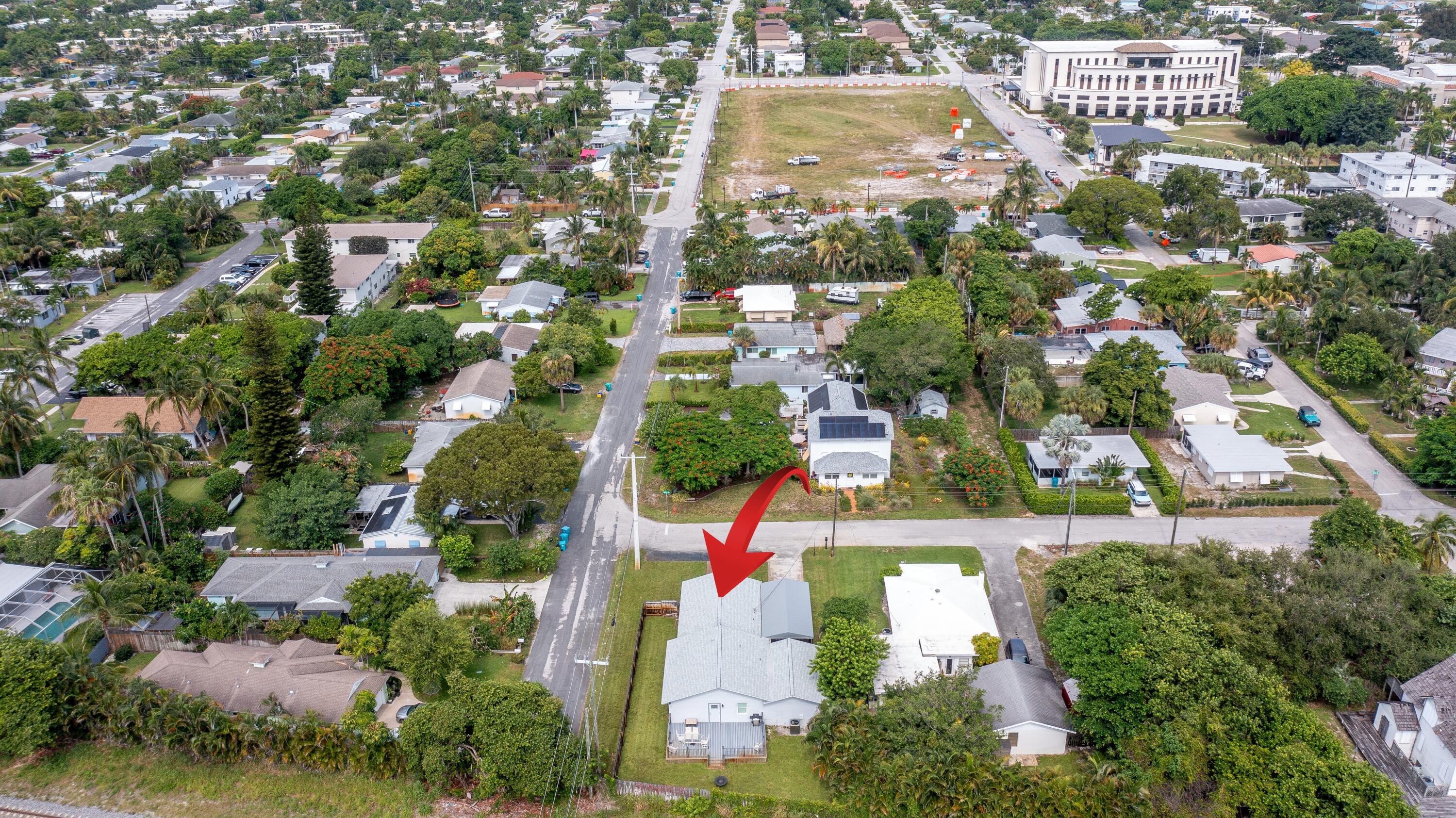 222 SE 3RD, Boynton Beach FL 33435