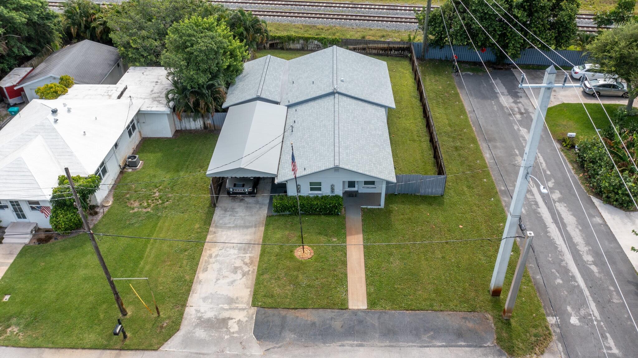 222 SE 3RD, Boynton Beach FL 33435