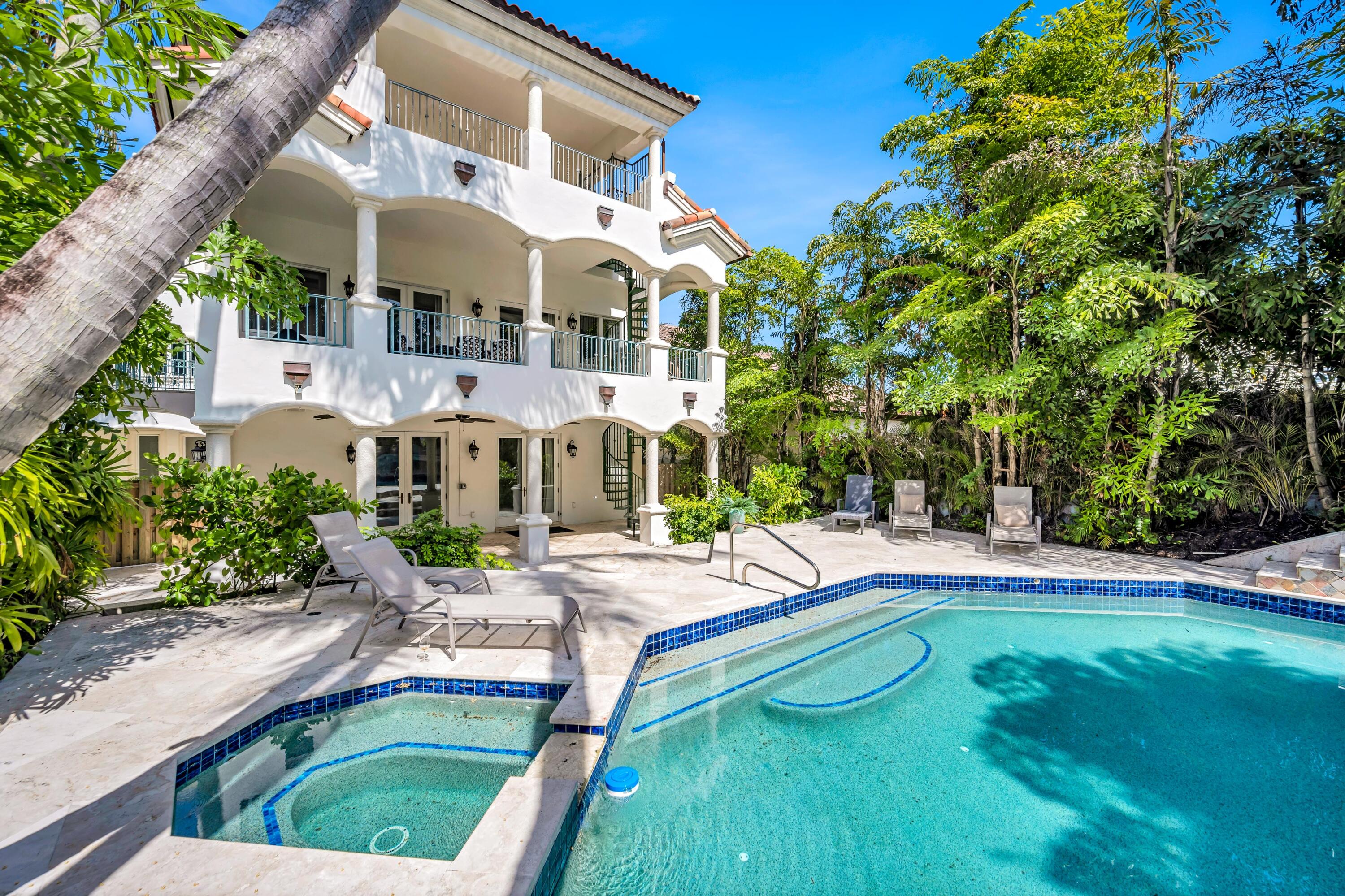709 Idlewyld, Fort Lauderdale FL 33301