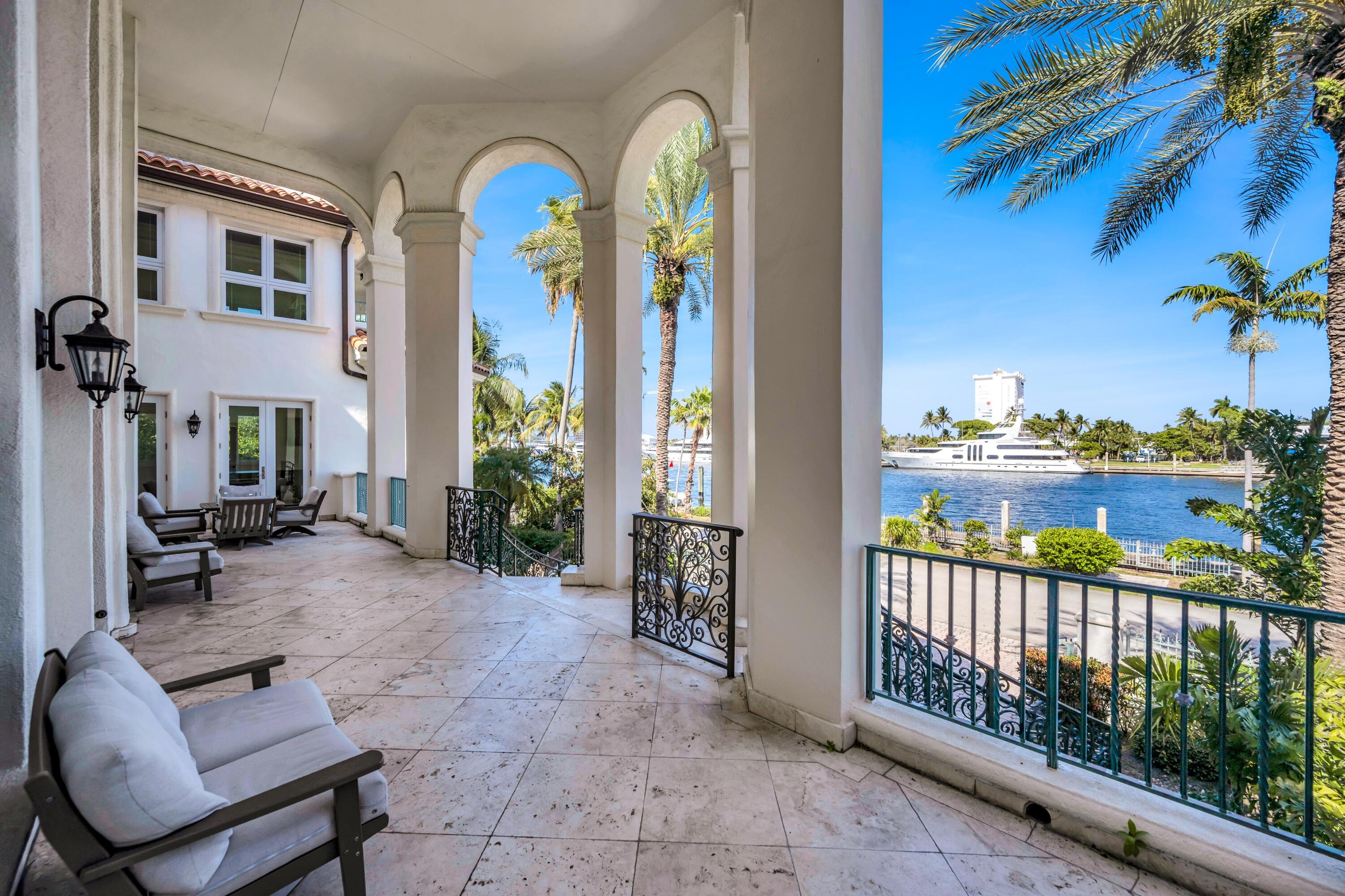 709 Idlewyld, Fort Lauderdale FL 33301