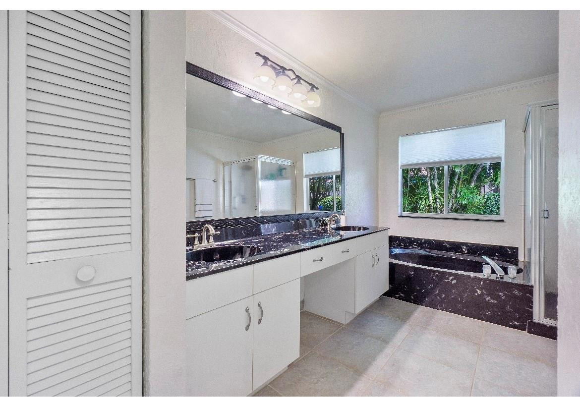 6165 NW 77th, Parkland FL 33067