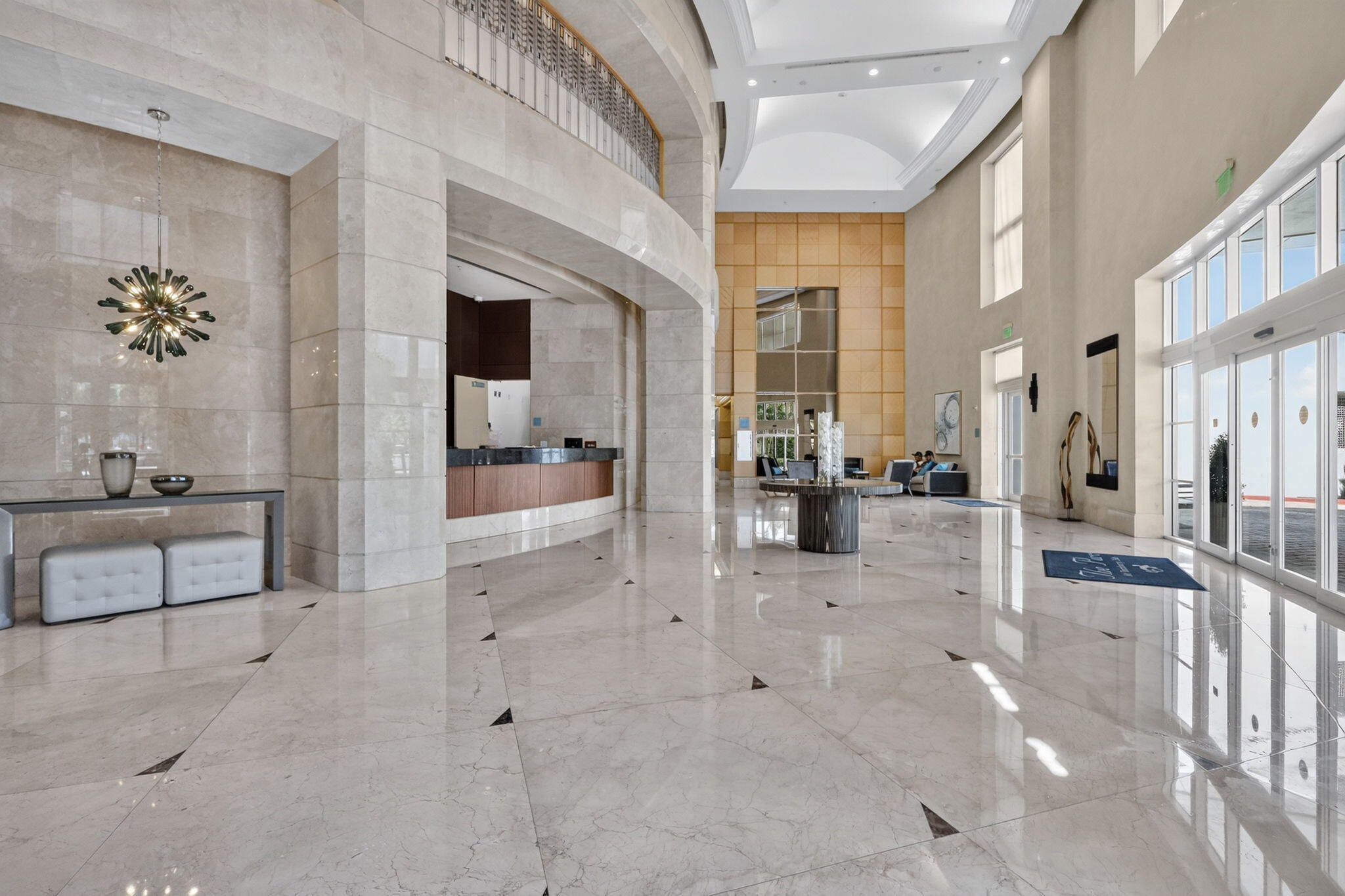 19400 Turnberry #921, Aventura FL 33180