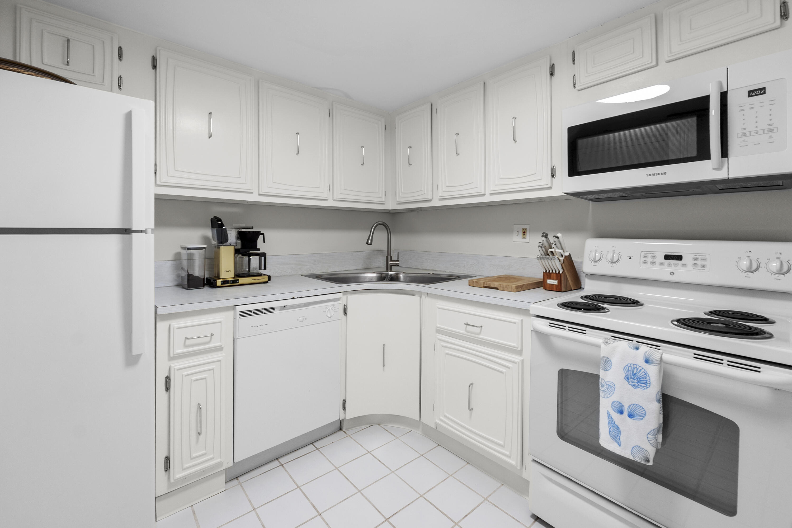 1200 S Flagler #1102, West Palm Beach FL 33401