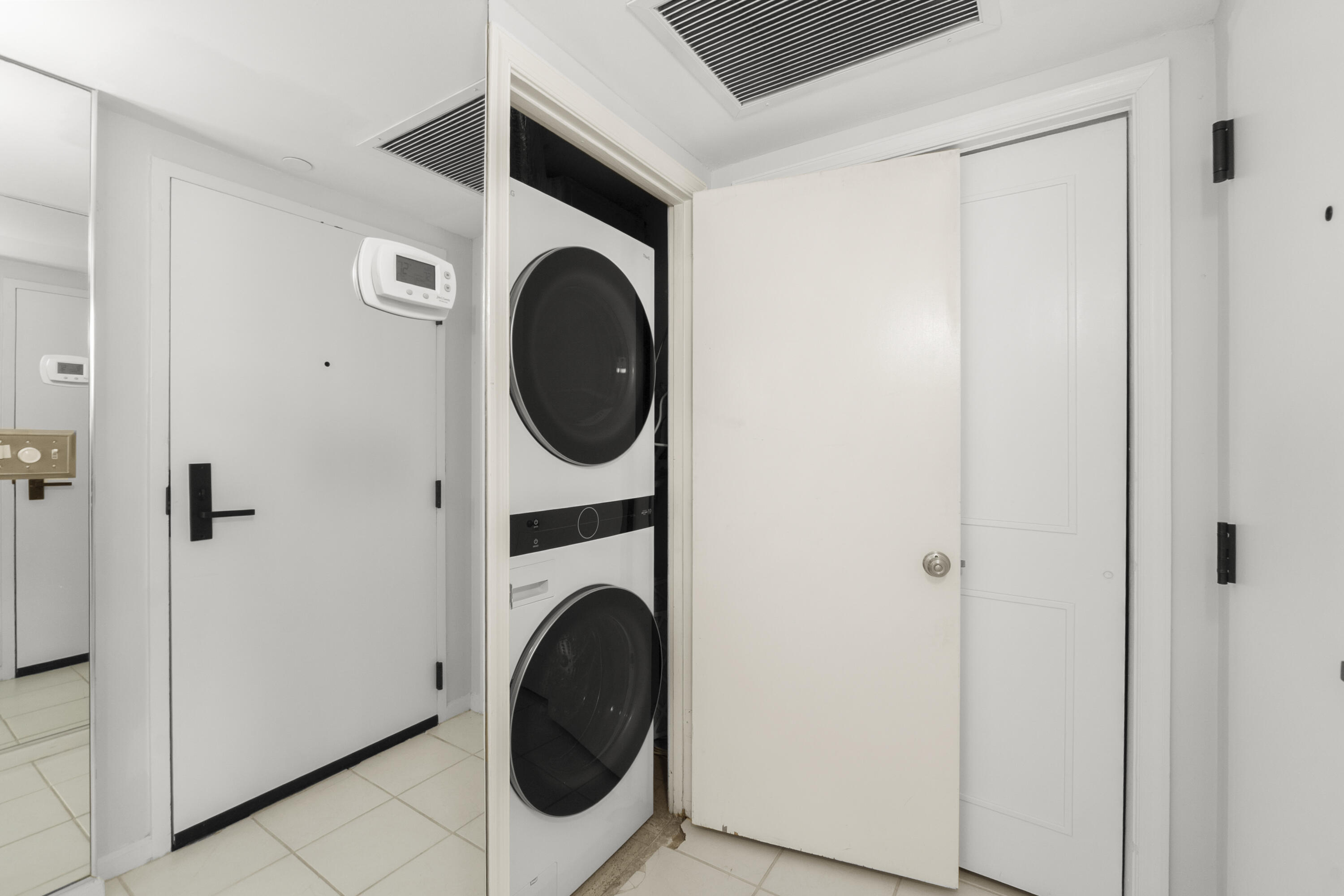 1200 S Flagler #1102, West Palm Beach FL 33401