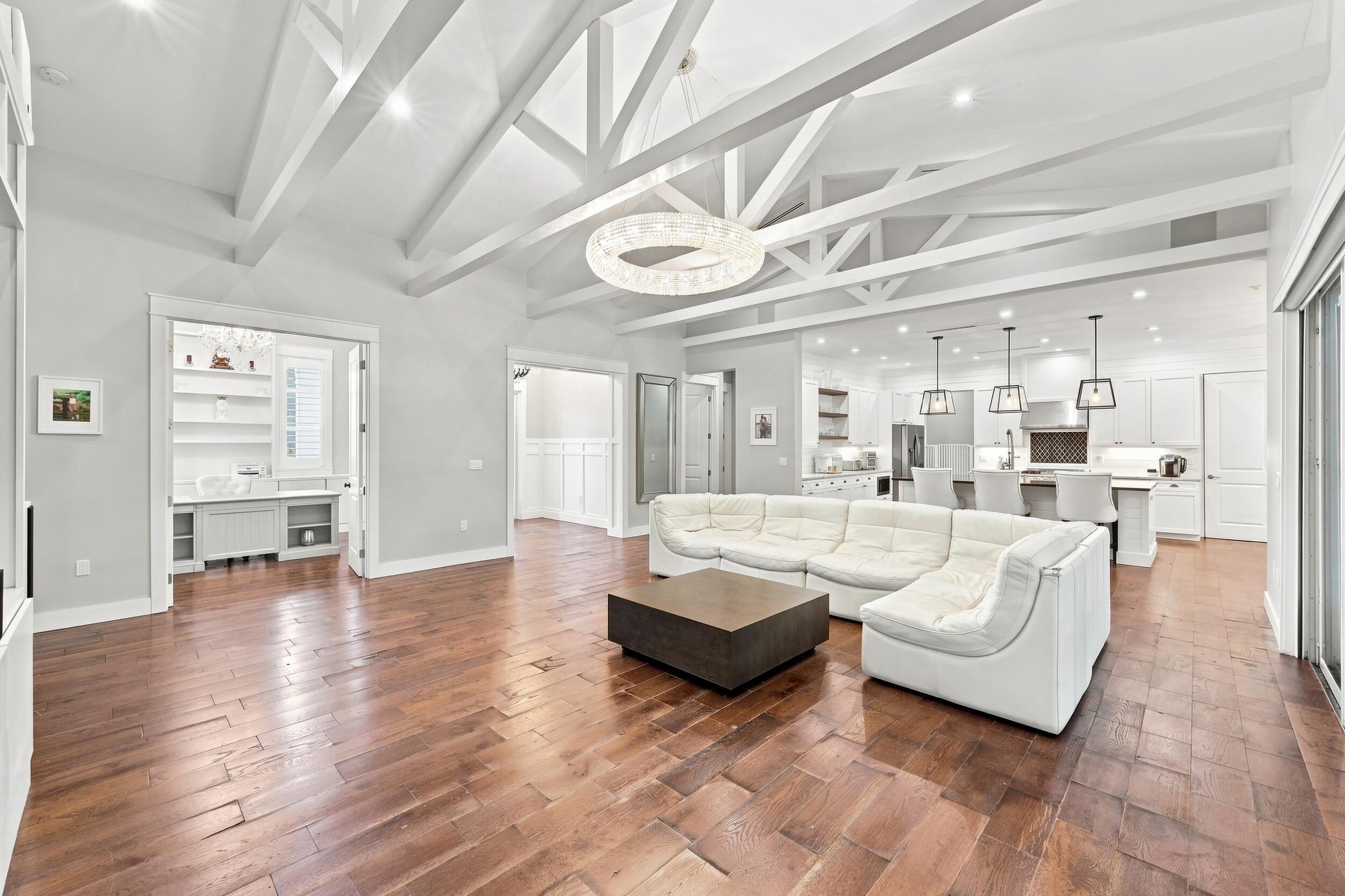 16475 76TH, Palm Beach Gardens FL 33418