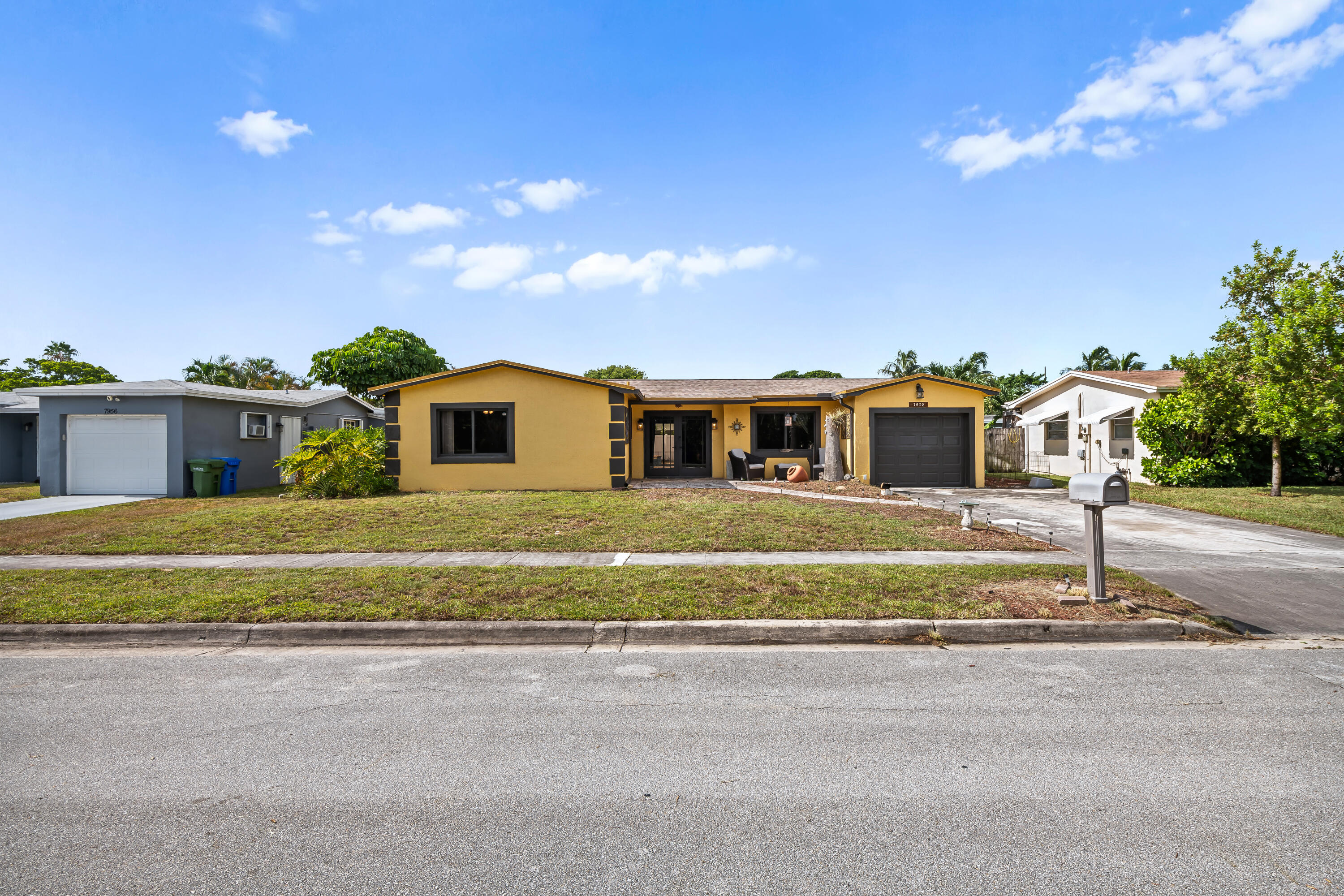 7970 NW 1ST, Margate FL 33063