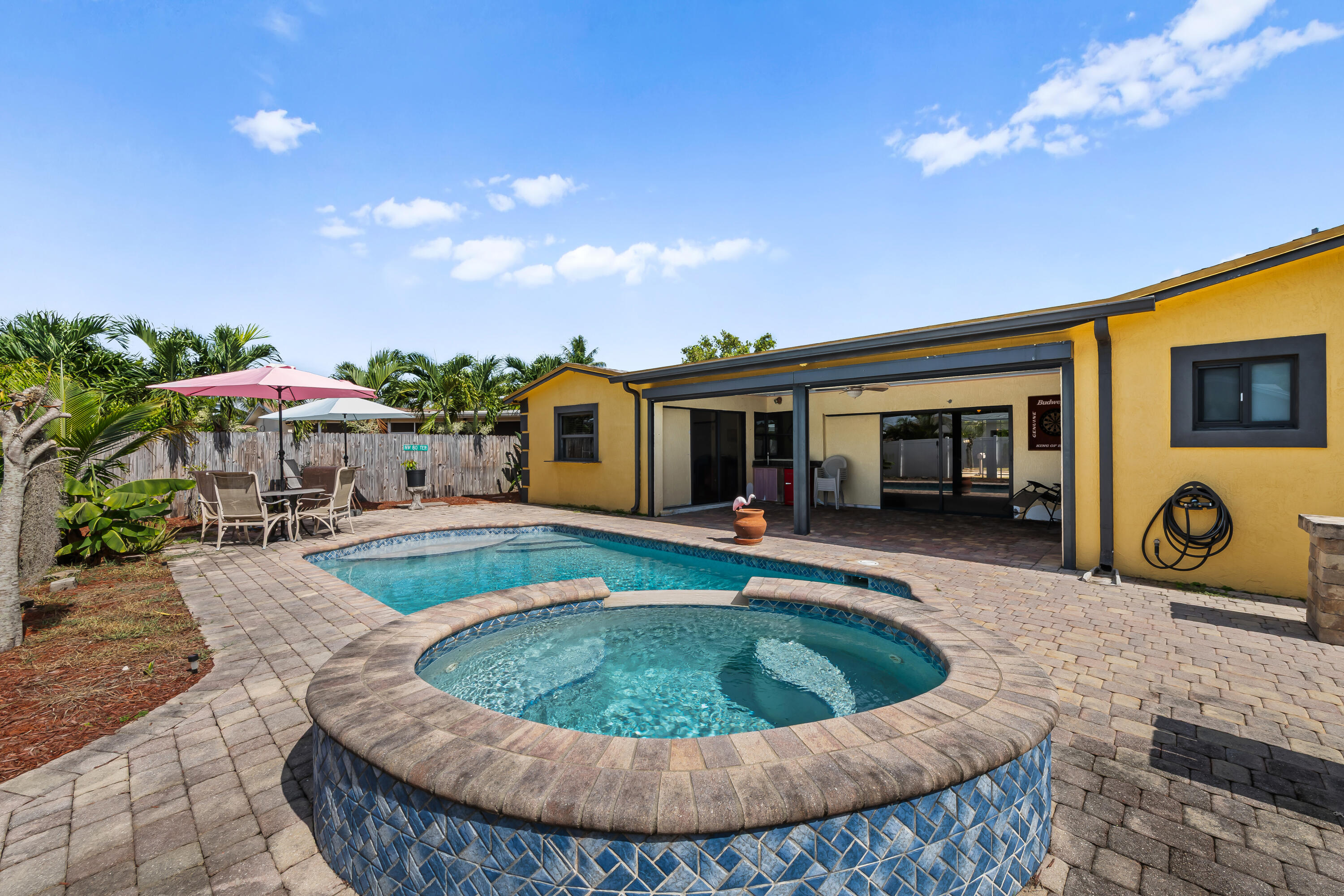 7970 NW 1ST, Margate FL 33063