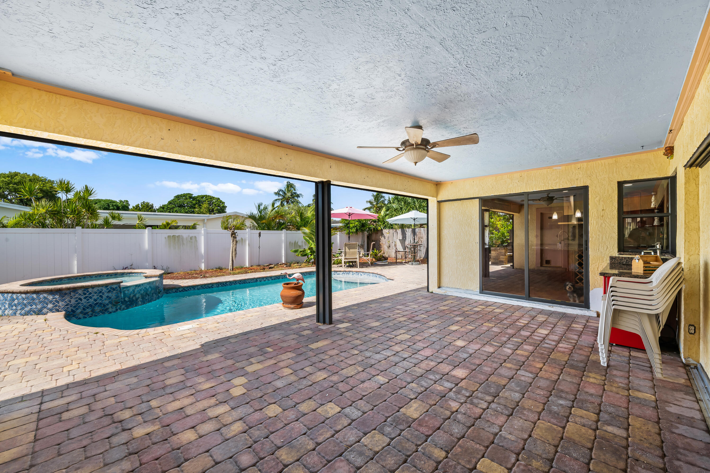 7970 NW 1ST, Margate FL 33063