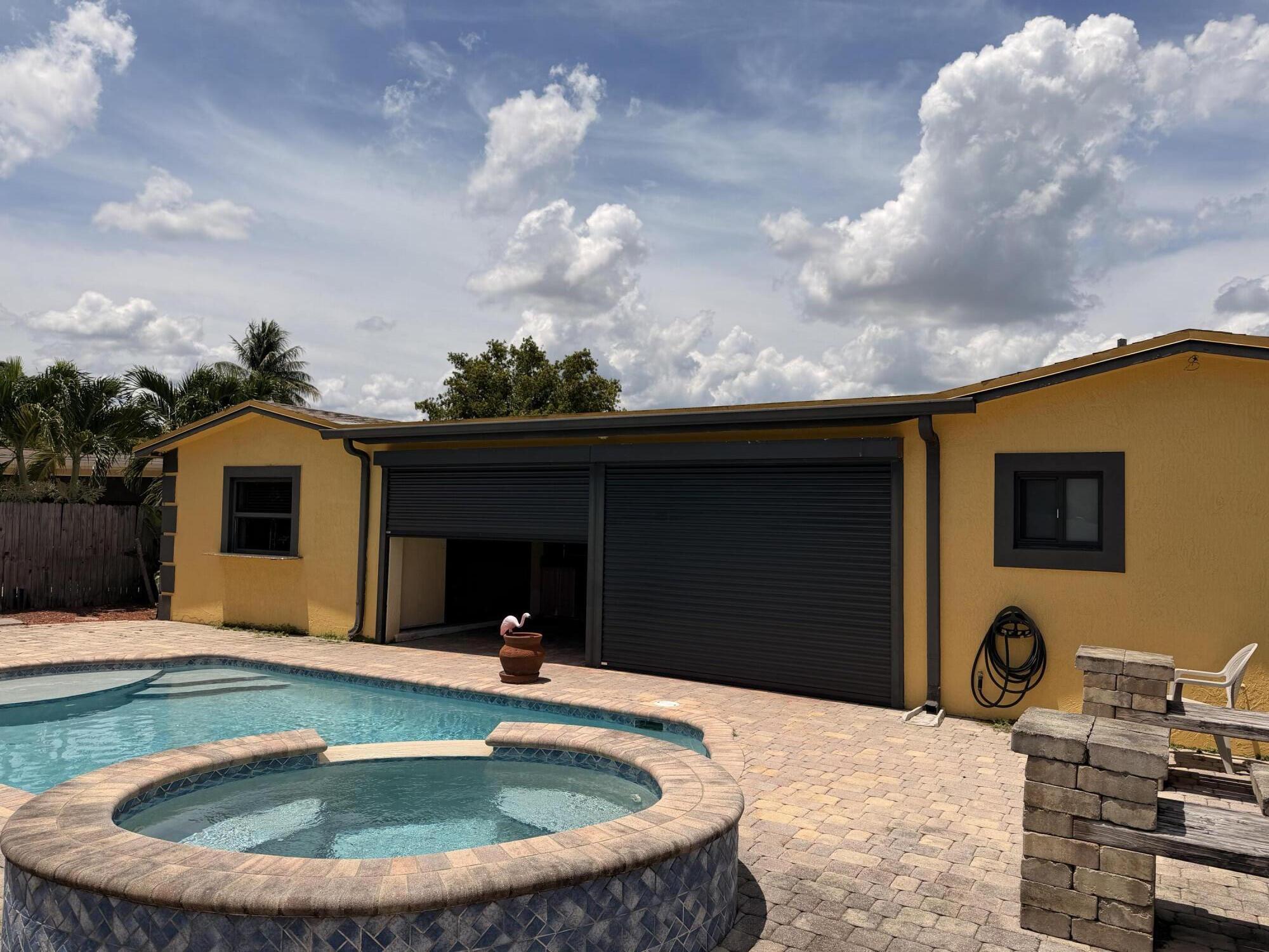 7970 NW 1ST, Margate FL 33063