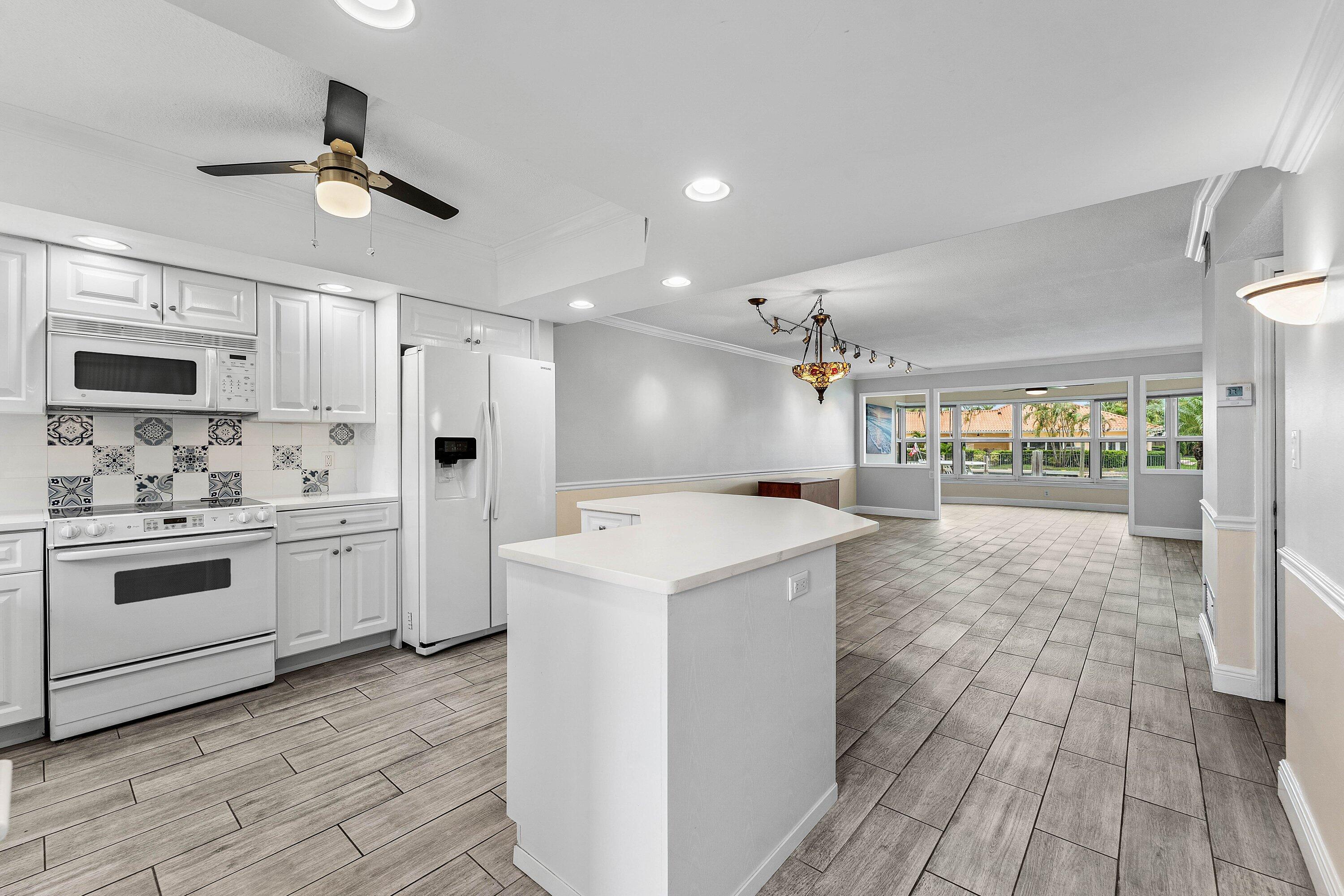 3031 NE 51ST #106W, Fort Lauderdale FL 33308