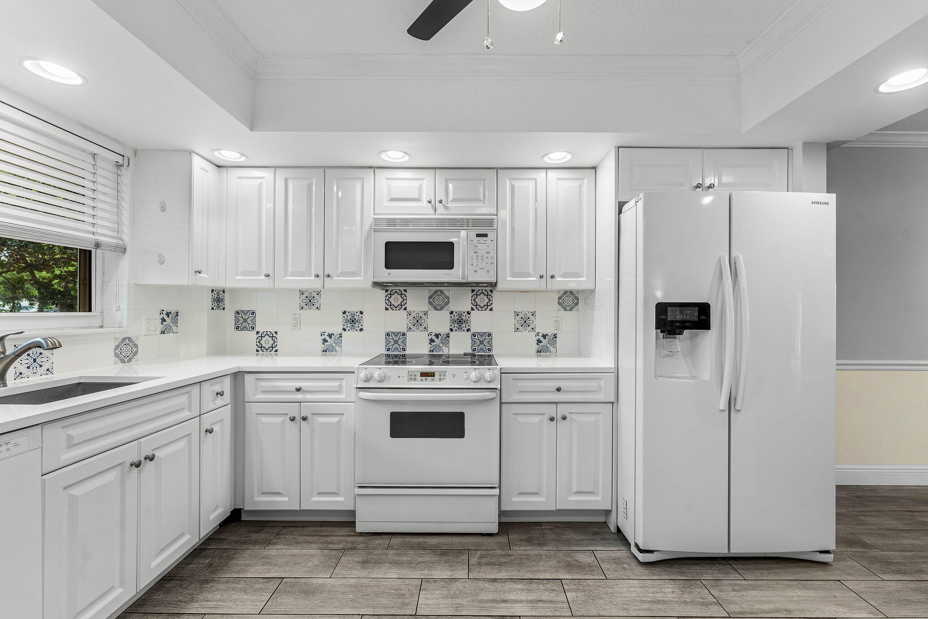 3031 NE 51ST #106W, Fort Lauderdale FL 33308
