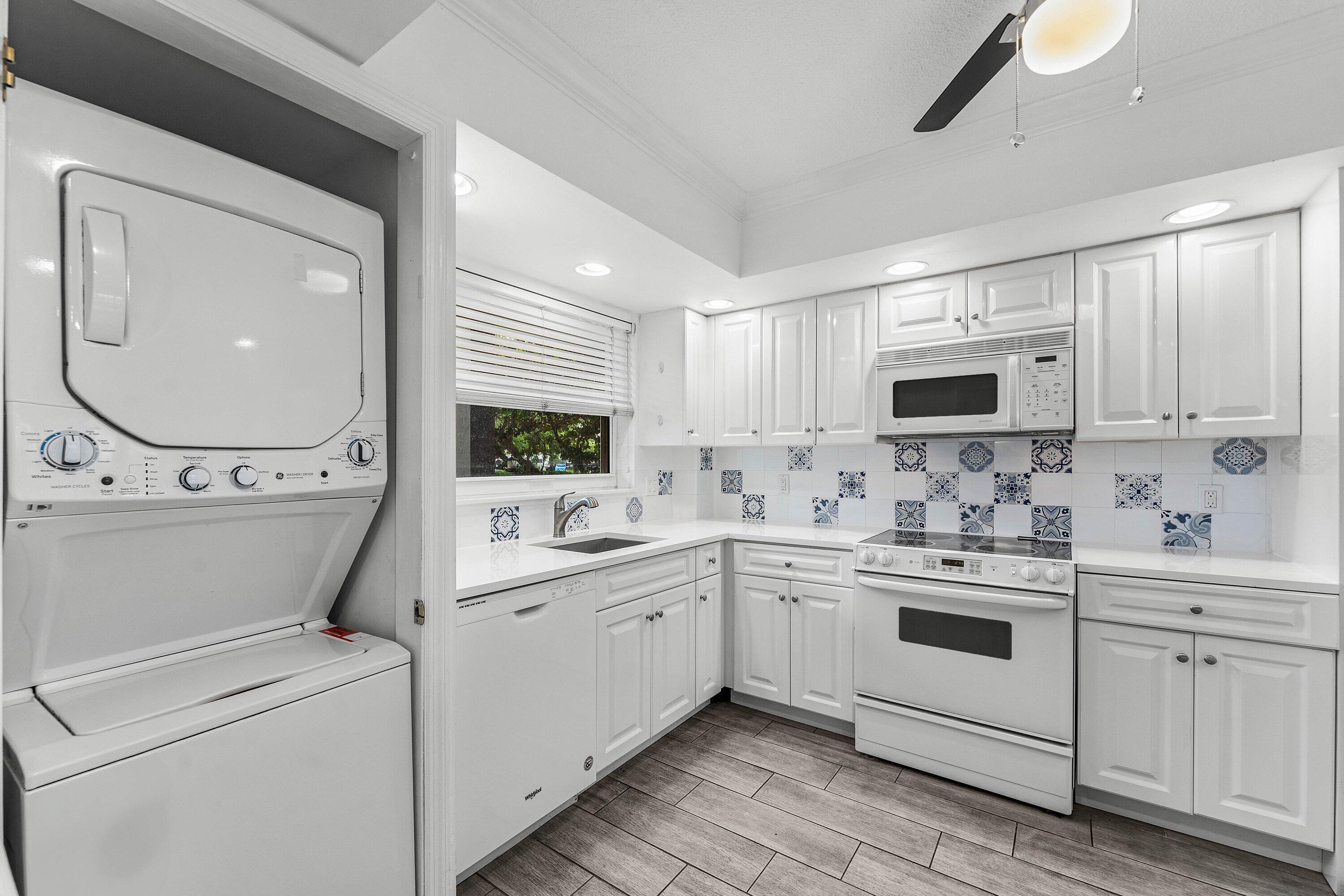 3031 NE 51ST #106W, Fort Lauderdale FL 33308