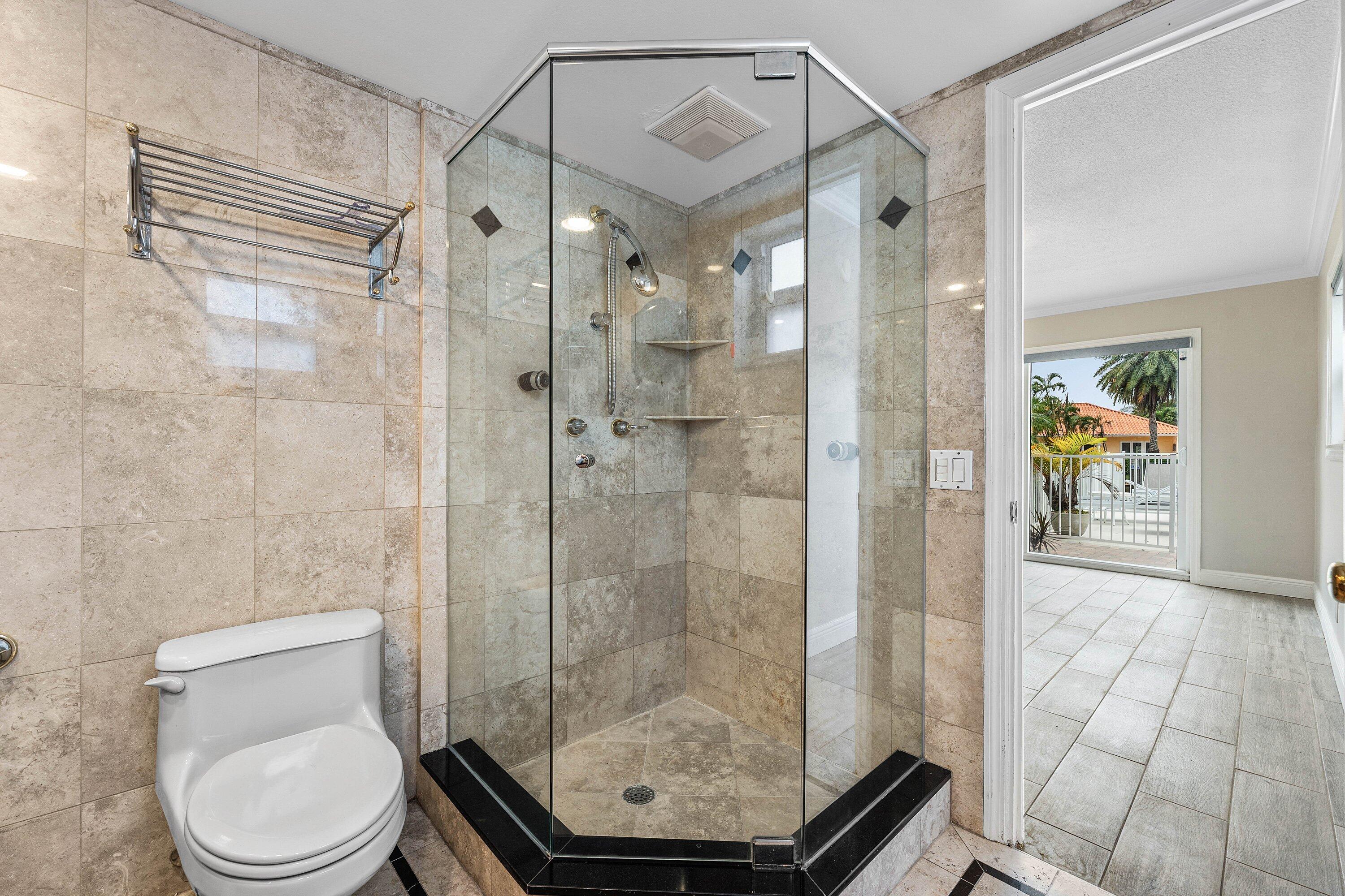 3031 NE 51ST #106W, Fort Lauderdale FL 33308