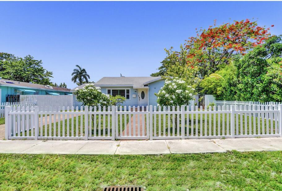 42 SW 12TH, Dania Beach FL 33004
