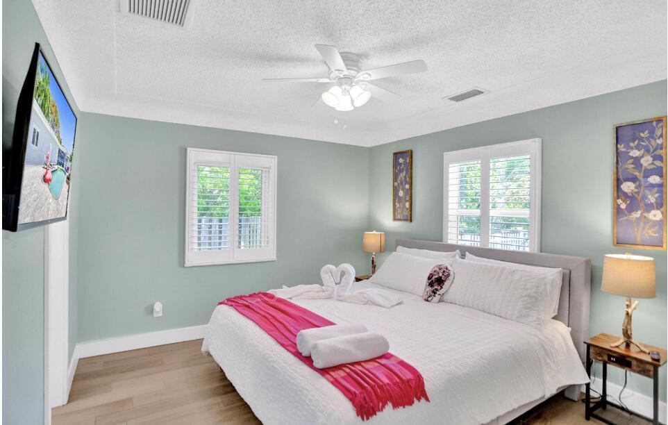 42 SW 12TH, Dania Beach FL 33004