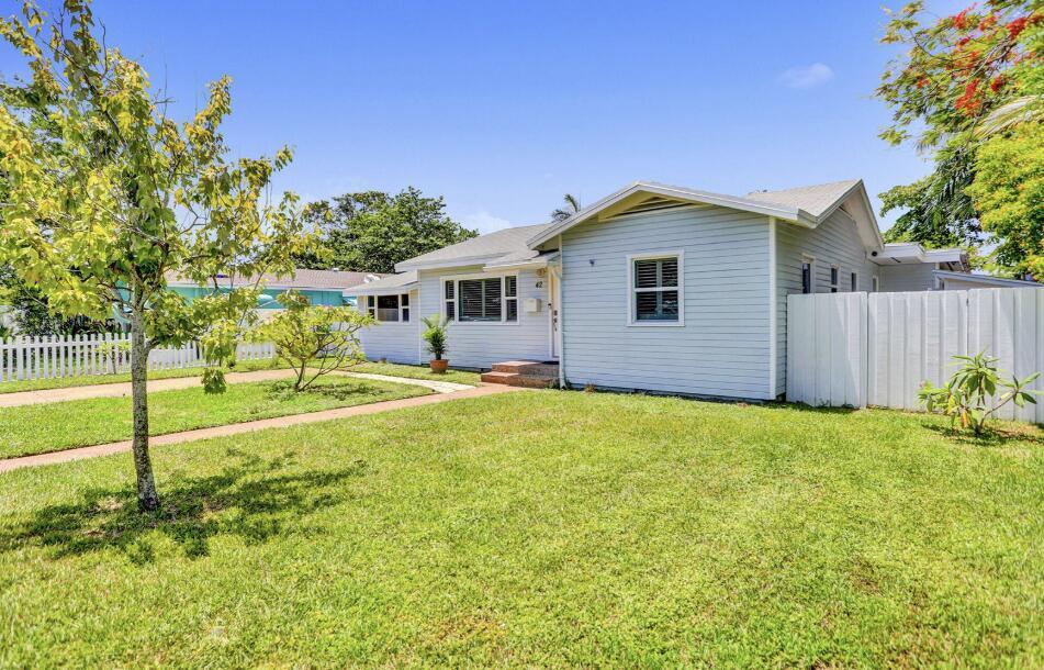 42 SW 12TH, Dania Beach FL 33004