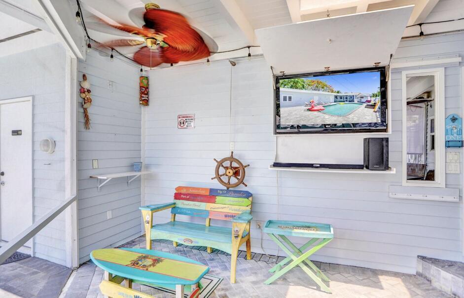 42 SW 12TH, Dania Beach FL 33004
