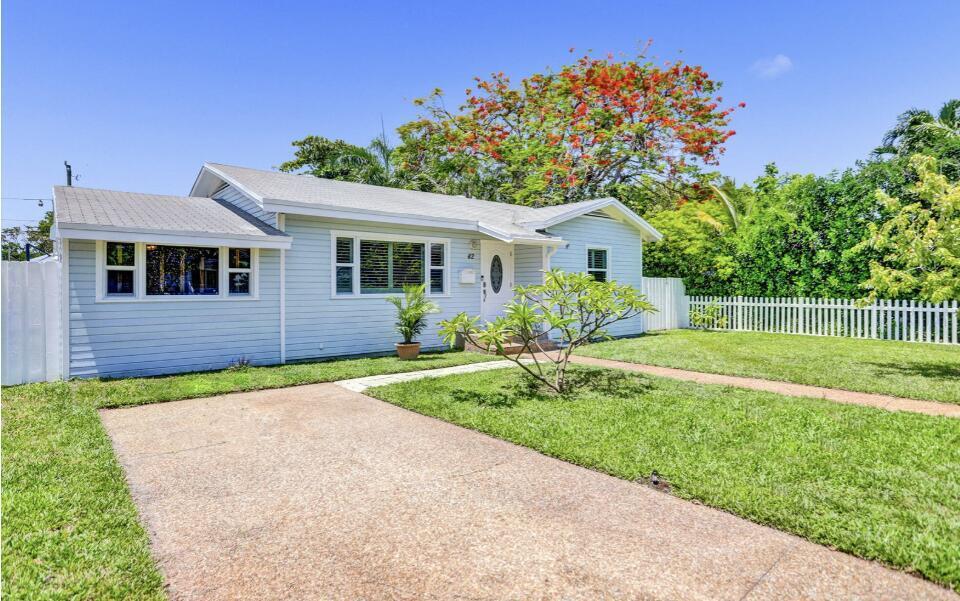 42 SW 12TH, Dania Beach FL 33004