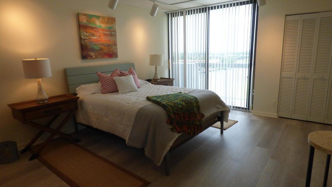 115 Lakeshore #1548, North Palm Beach FL 33408