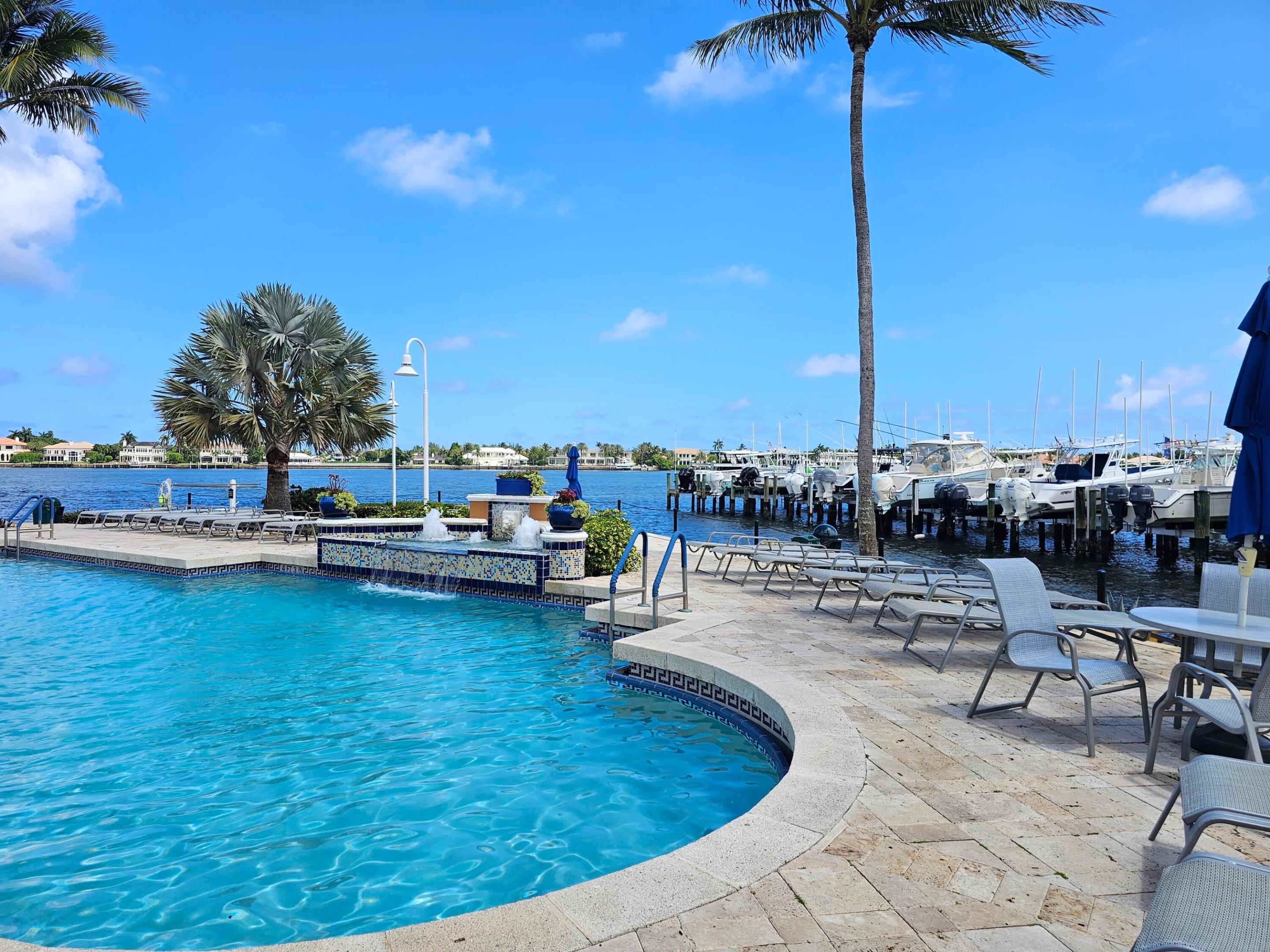 140 Yacht Club #305, Hypoluxo FL 33462