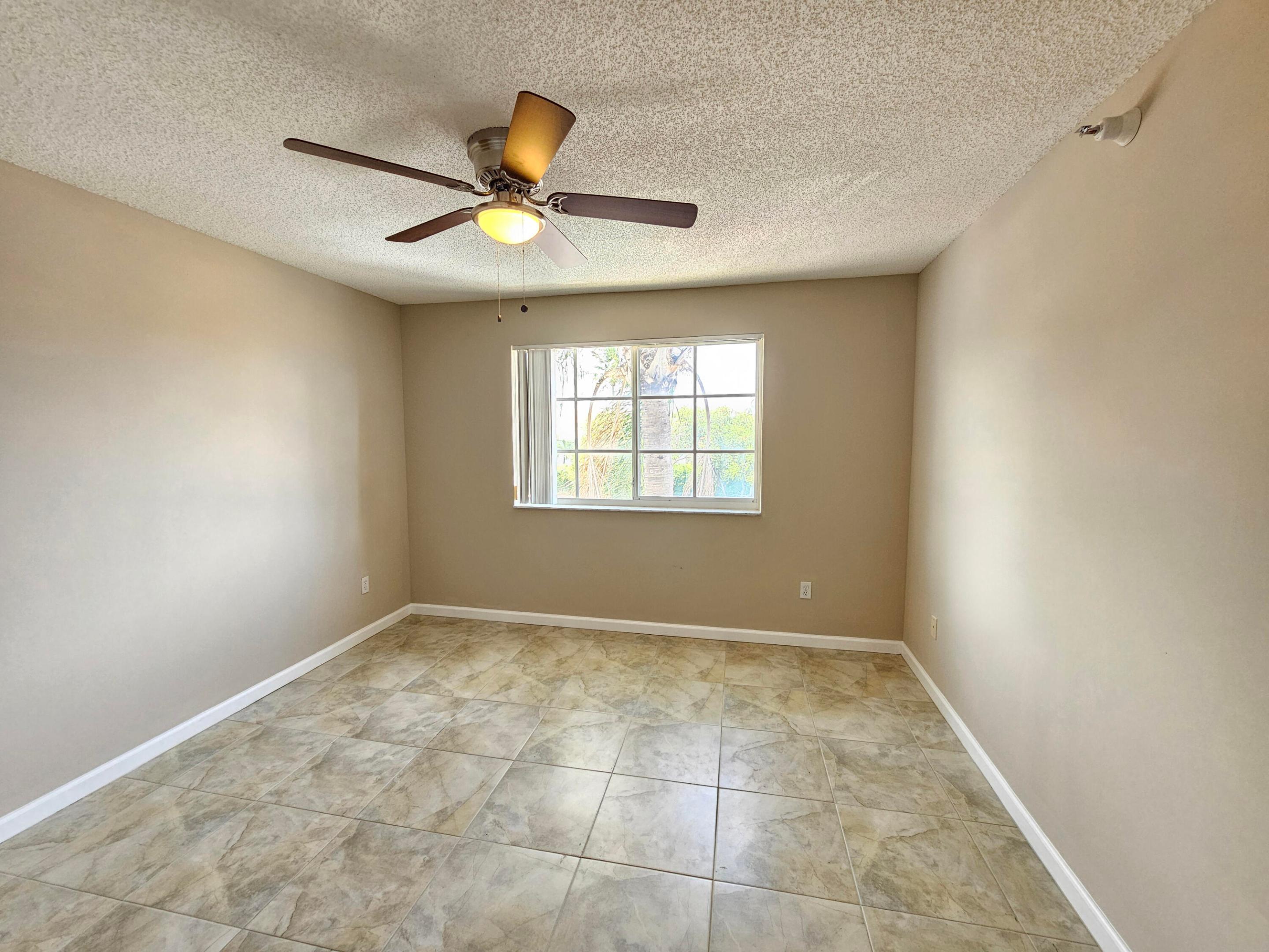 140 Yacht Club #305, Hypoluxo FL 33462