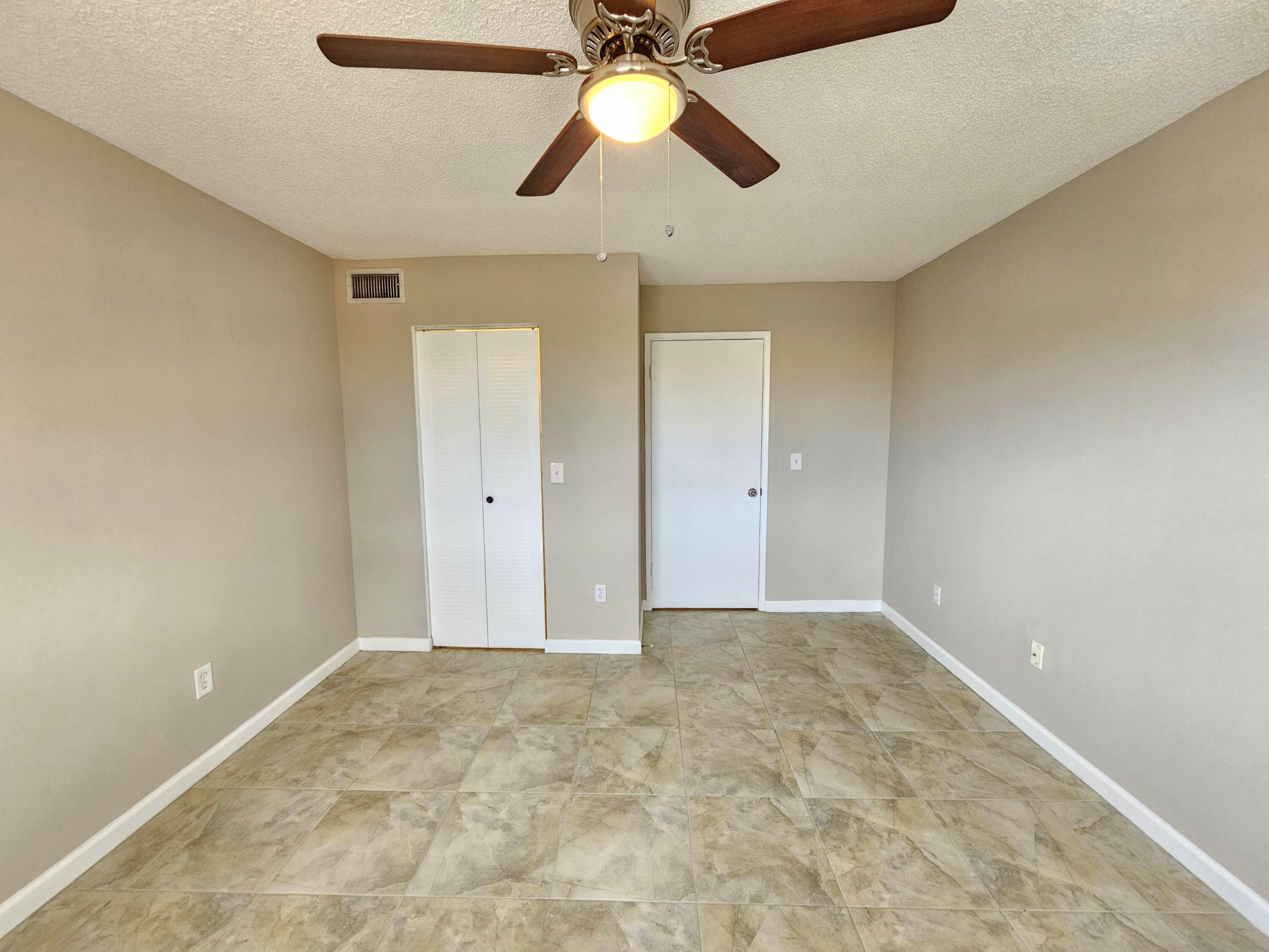 140 Yacht Club #305, Hypoluxo FL 33462