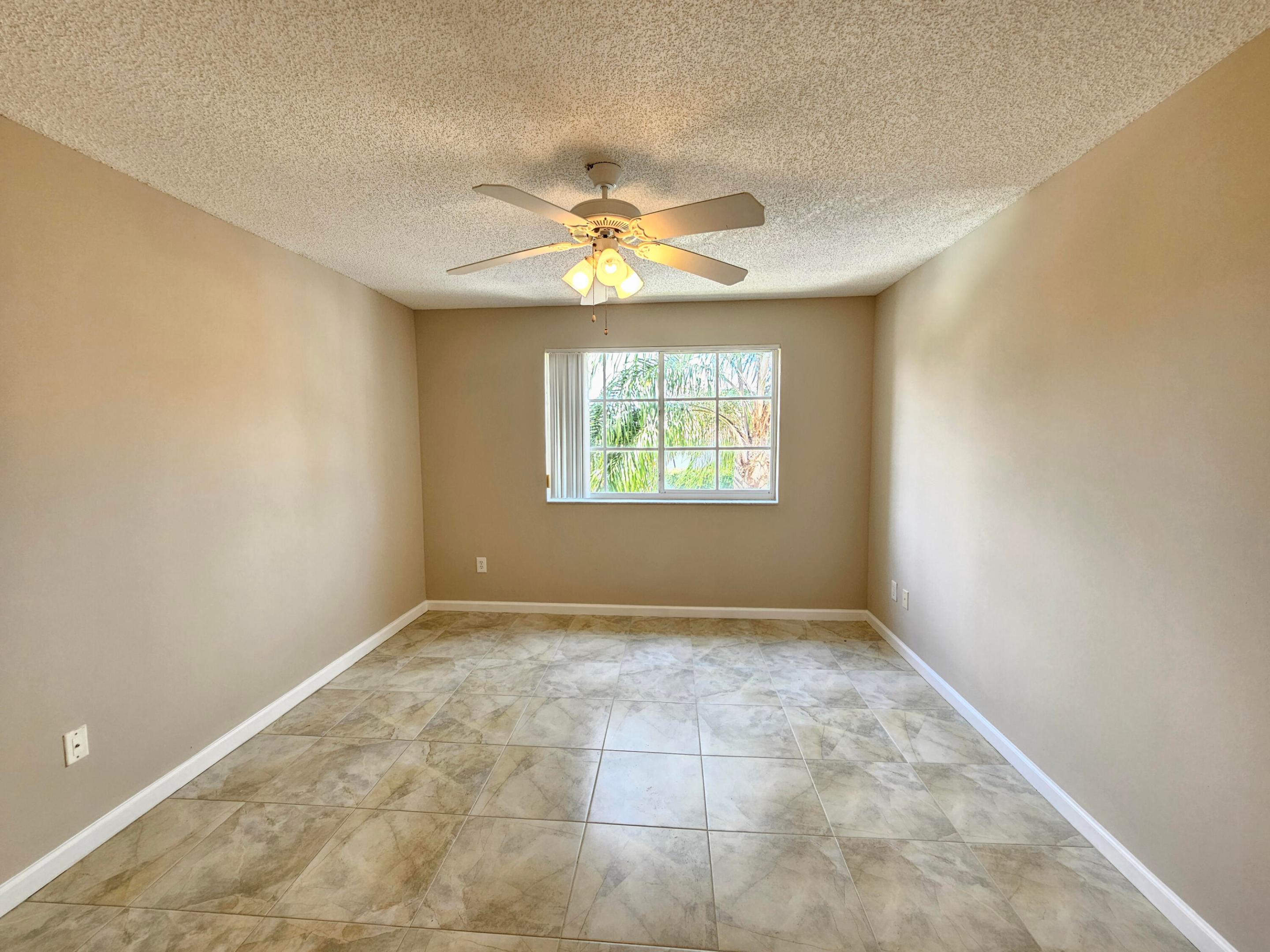 140 Yacht Club #305, Hypoluxo FL 33462