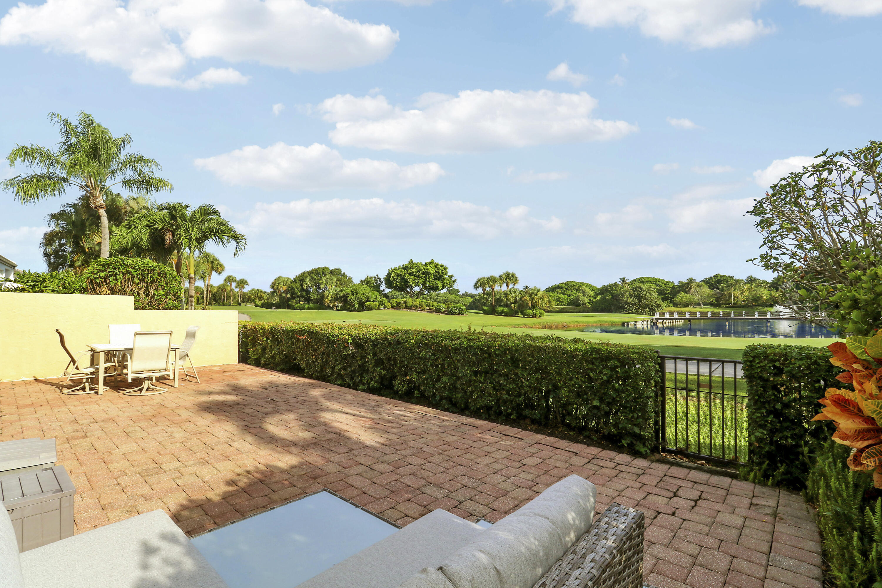 210 Coral Cay, Palm Beach Gardens FL 33418