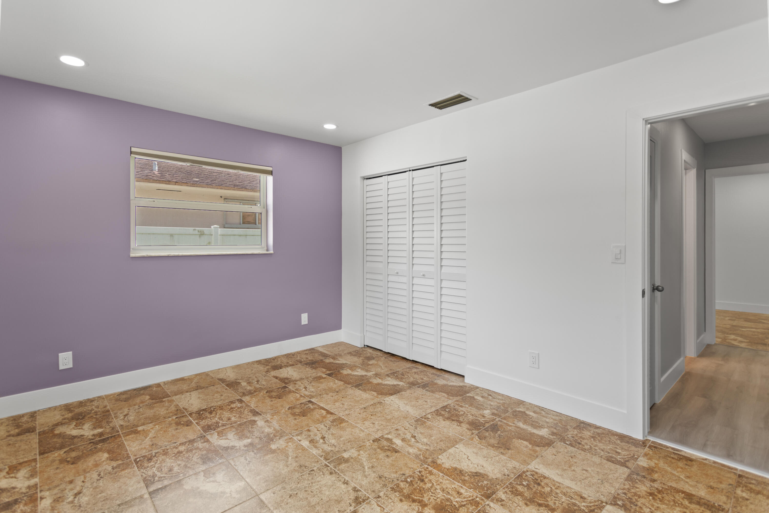 317 NE 3RD, Dania Beach FL 33004