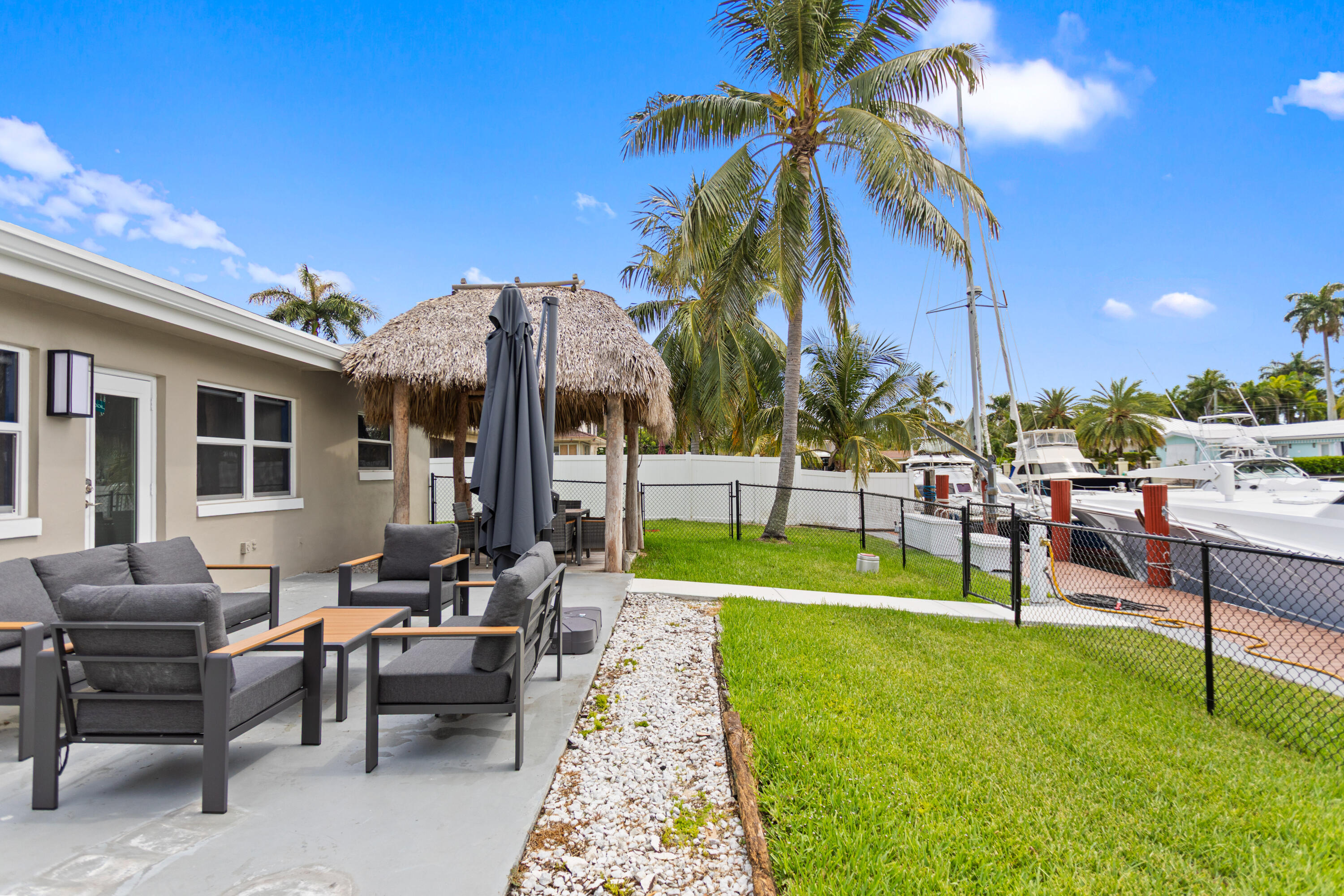 317 NE 3RD, Dania Beach FL 33004
