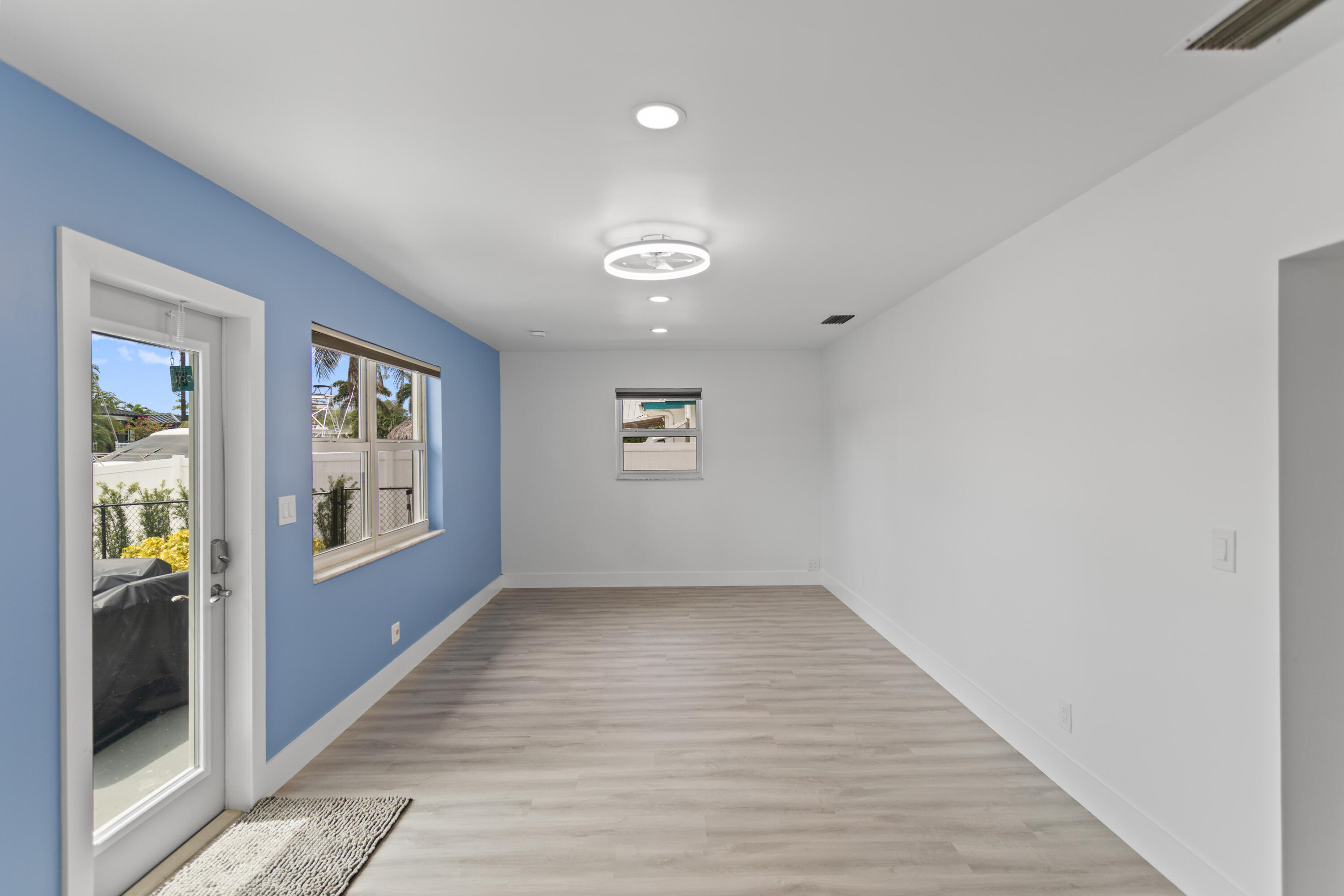 317 NE 3RD, Dania Beach FL 33004