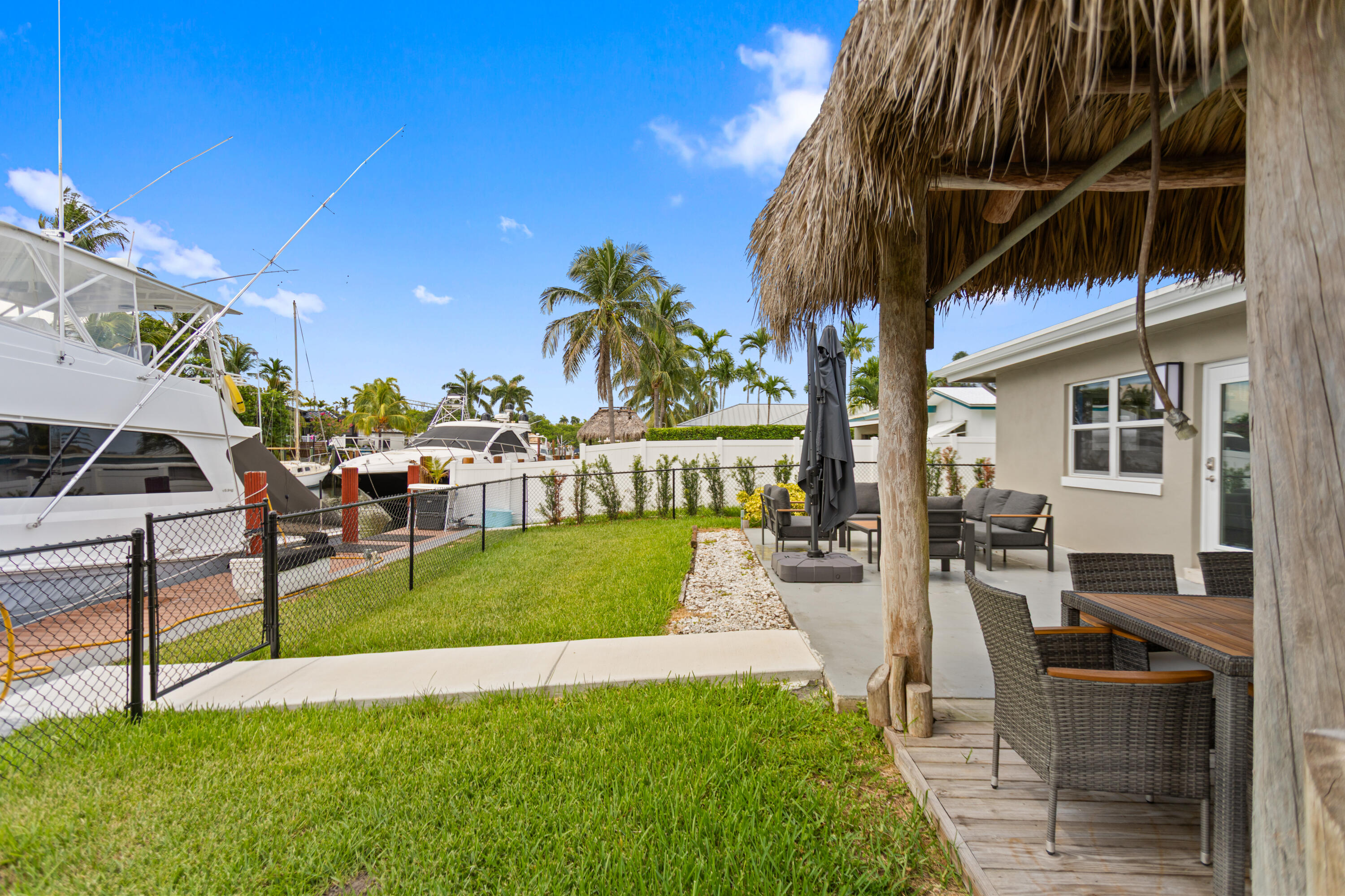 317 NE 3RD, Dania Beach FL 33004