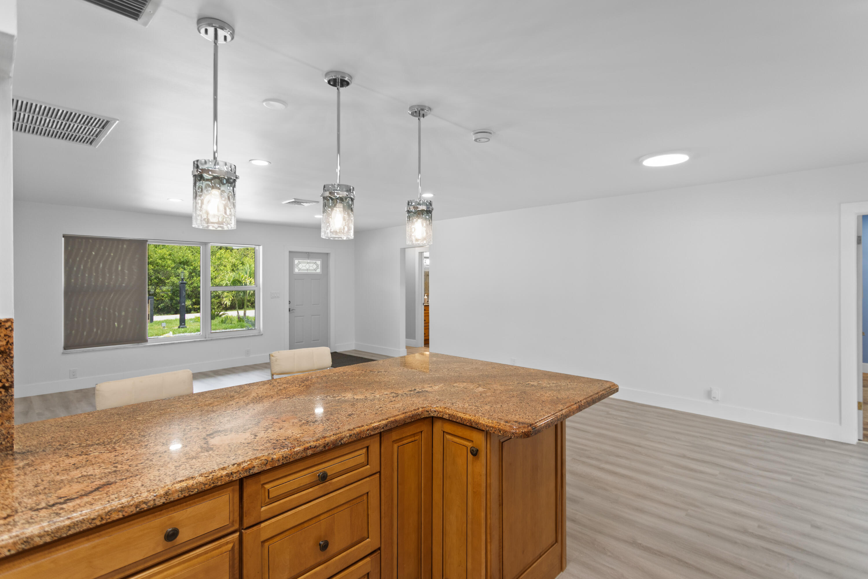 317 NE 3RD, Dania Beach FL 33004