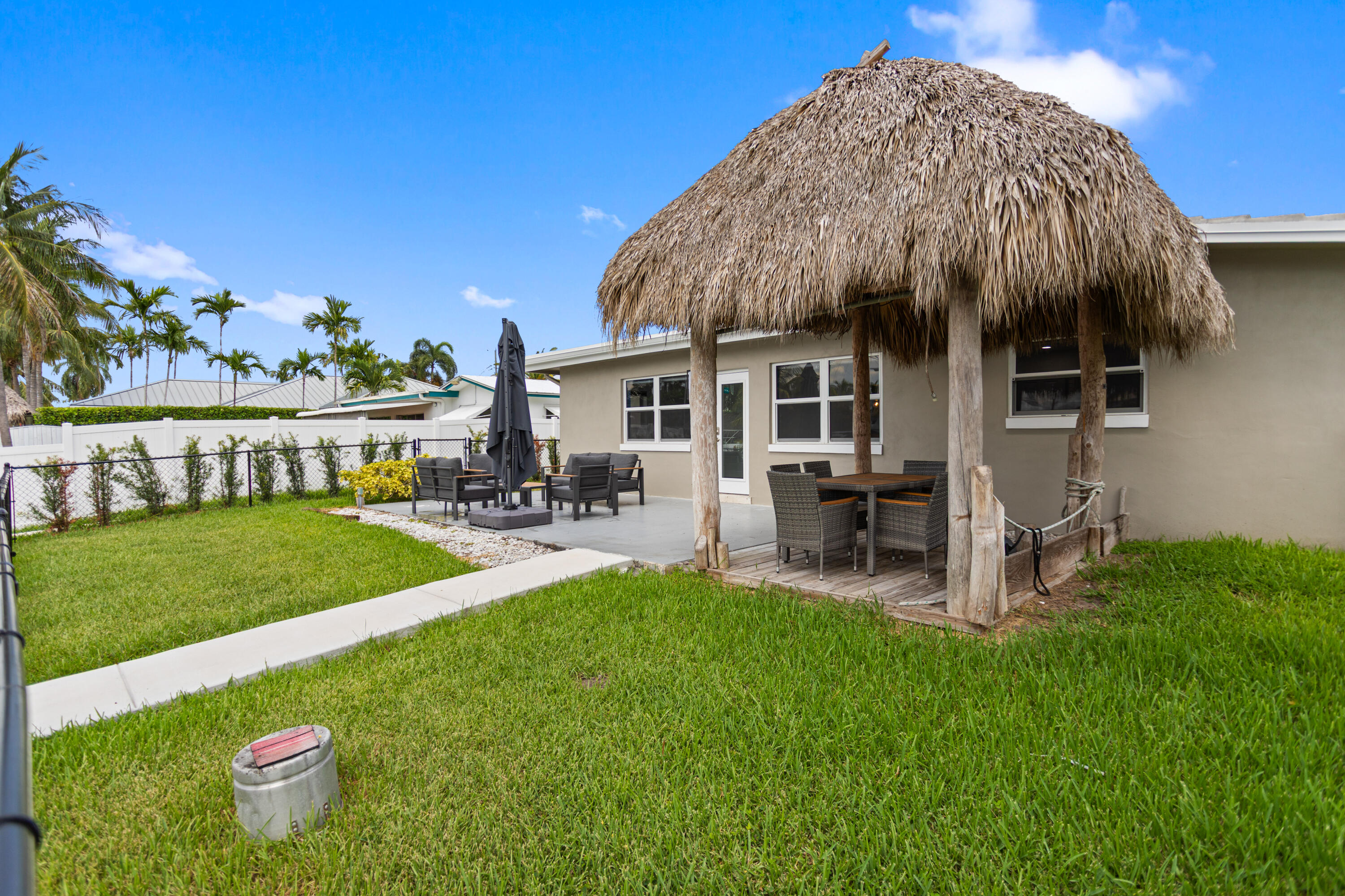 317 NE 3RD, Dania Beach FL 33004