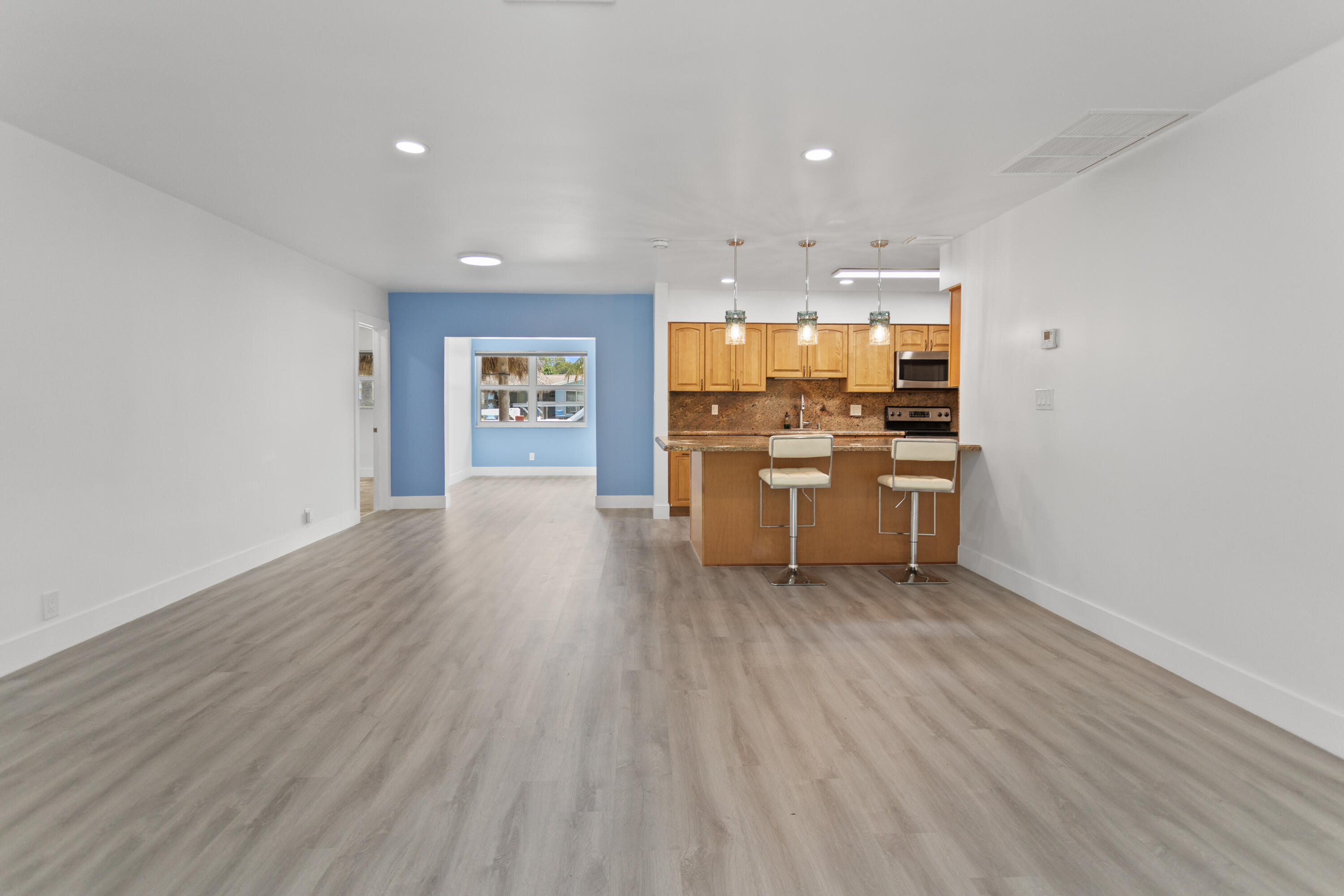 317 NE 3RD, Dania Beach FL 33004