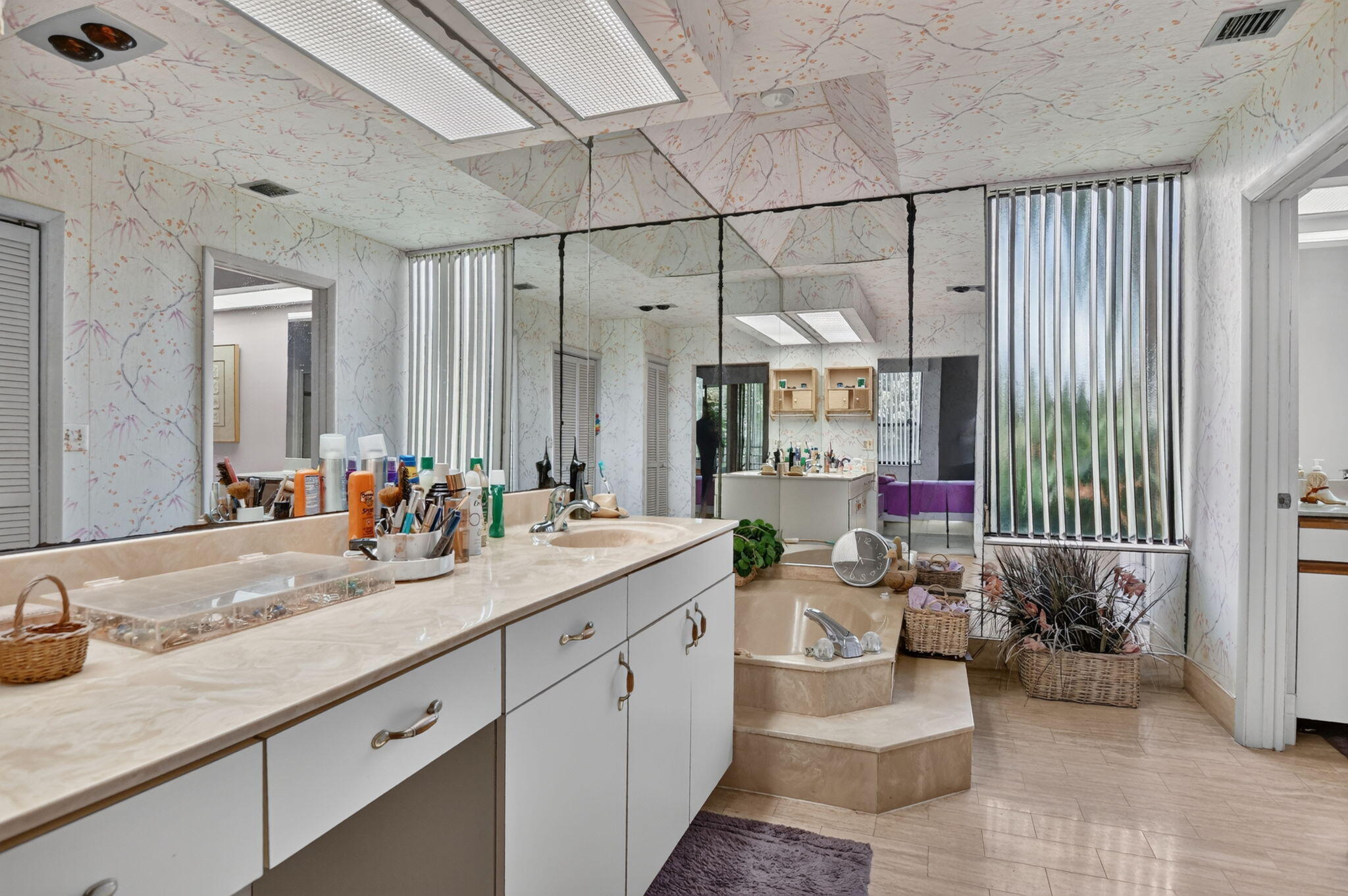 7535 LA PAZ #201, Boca Raton FL 33433