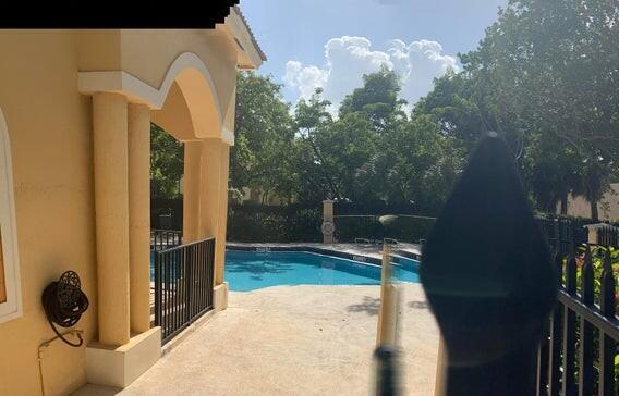 6606 CATALINA, Tamarac FL 33321