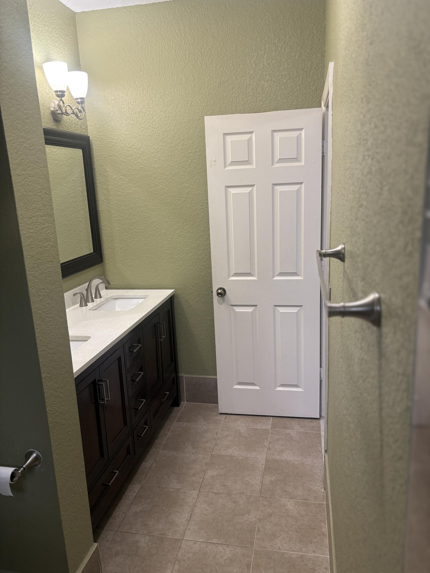 6606 CATALINA, Tamarac FL 33321