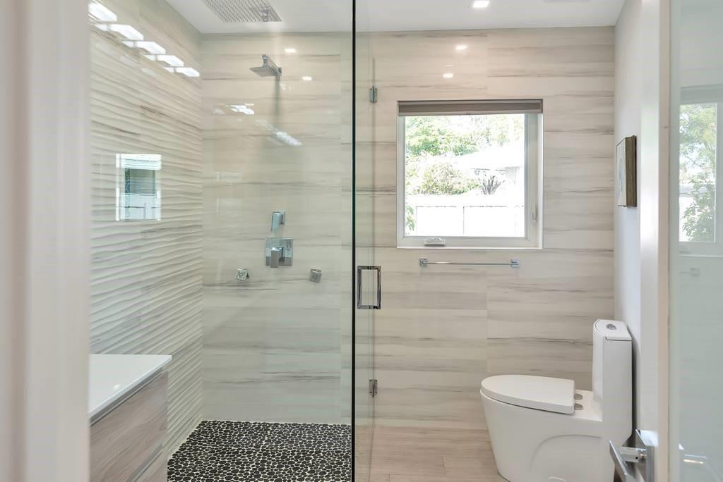 2417 BAYVIEW, Fort Lauderdale FL 33305