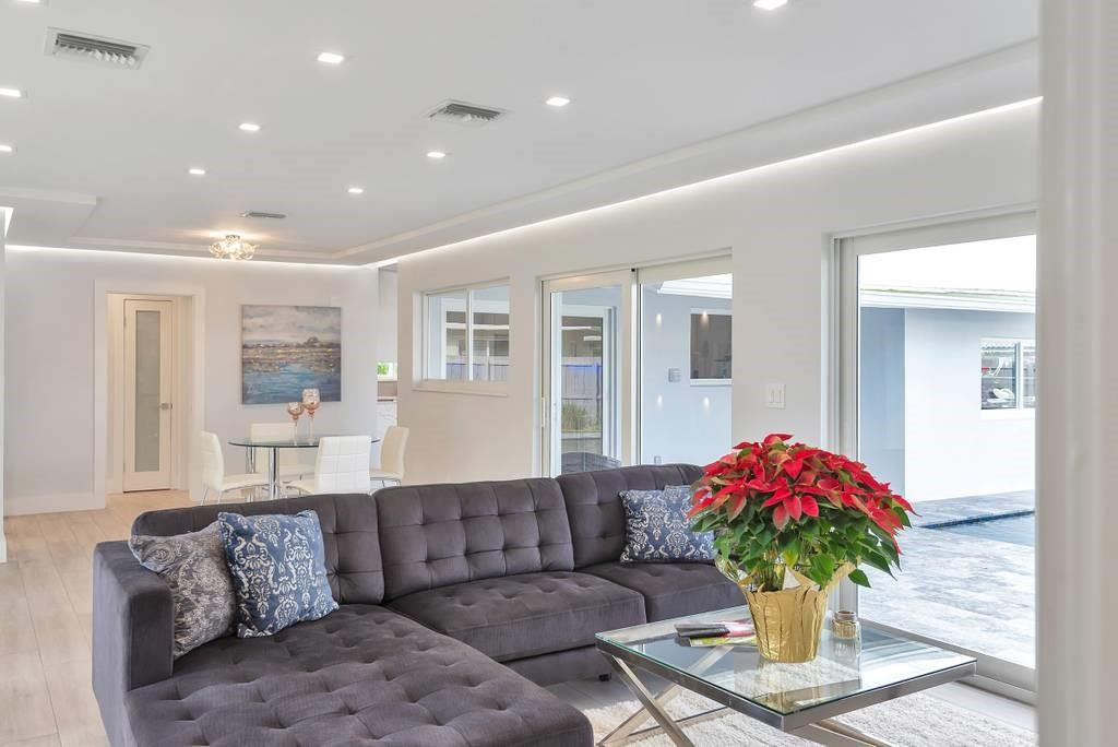 2417 BAYVIEW, Fort Lauderdale FL 33305