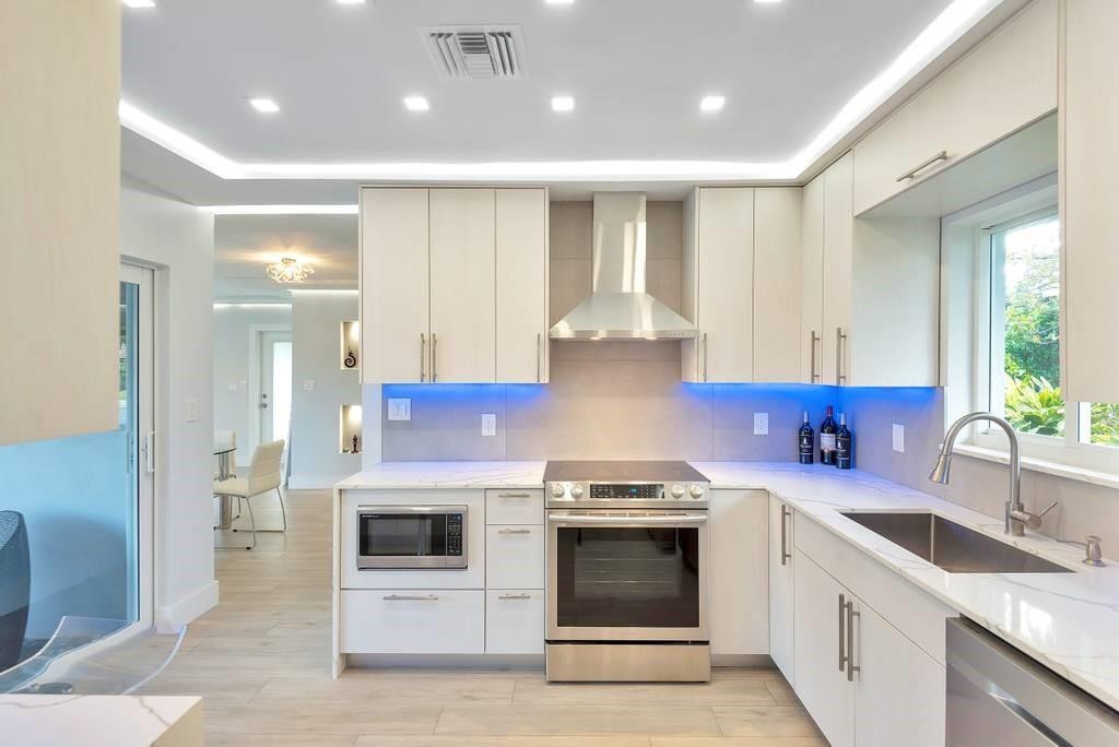2417 BAYVIEW, Fort Lauderdale FL 33305