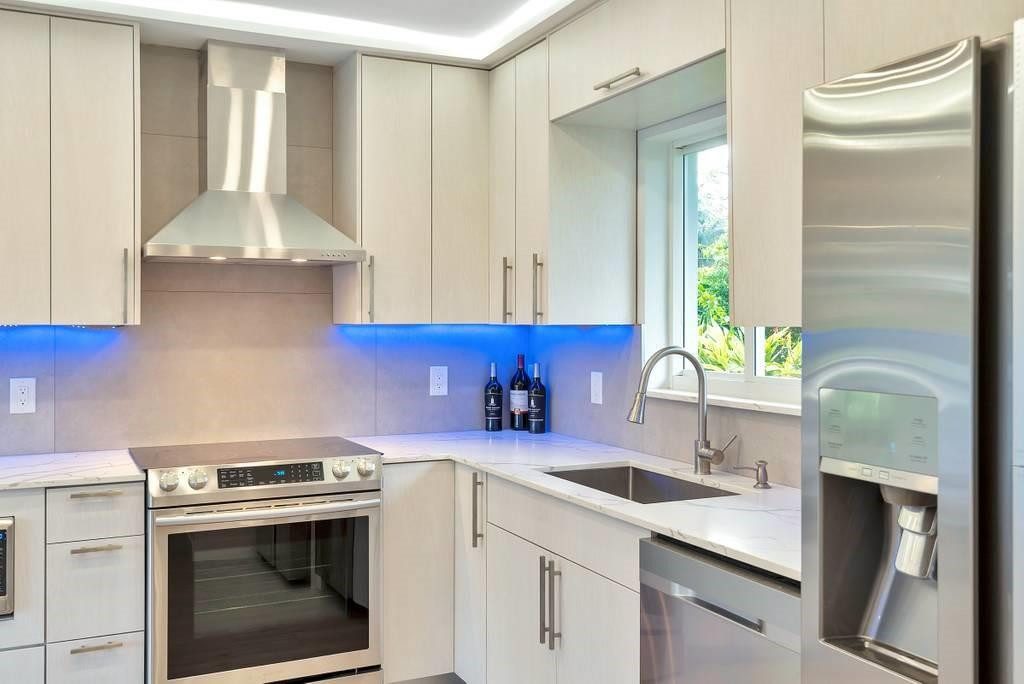 2417 BAYVIEW, Fort Lauderdale FL 33305